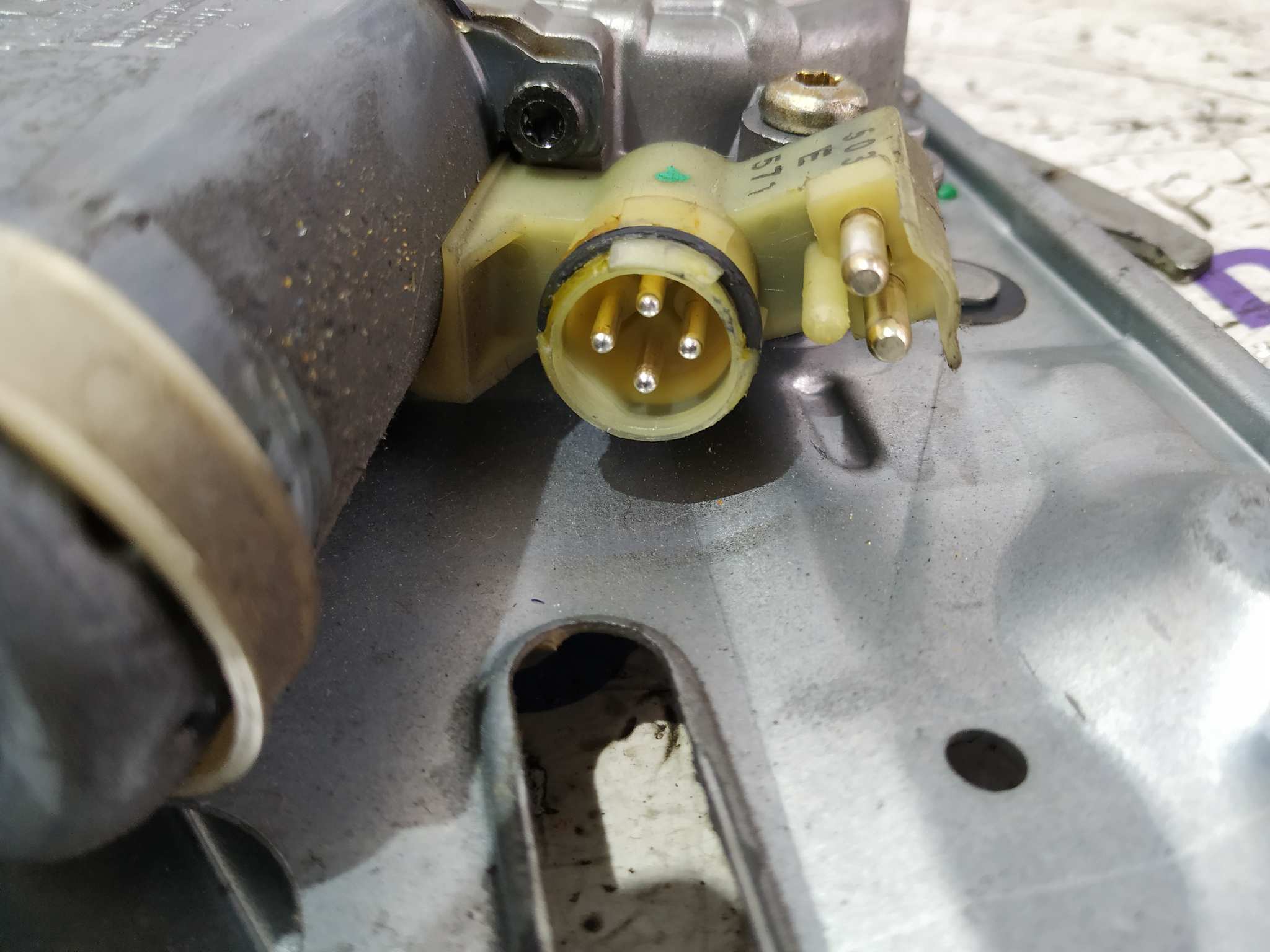 ELEVALUNAS DELANTERO IZQUIERDO MERCEDES-BENZ CLASE S (W140) BERLINA - vista 2