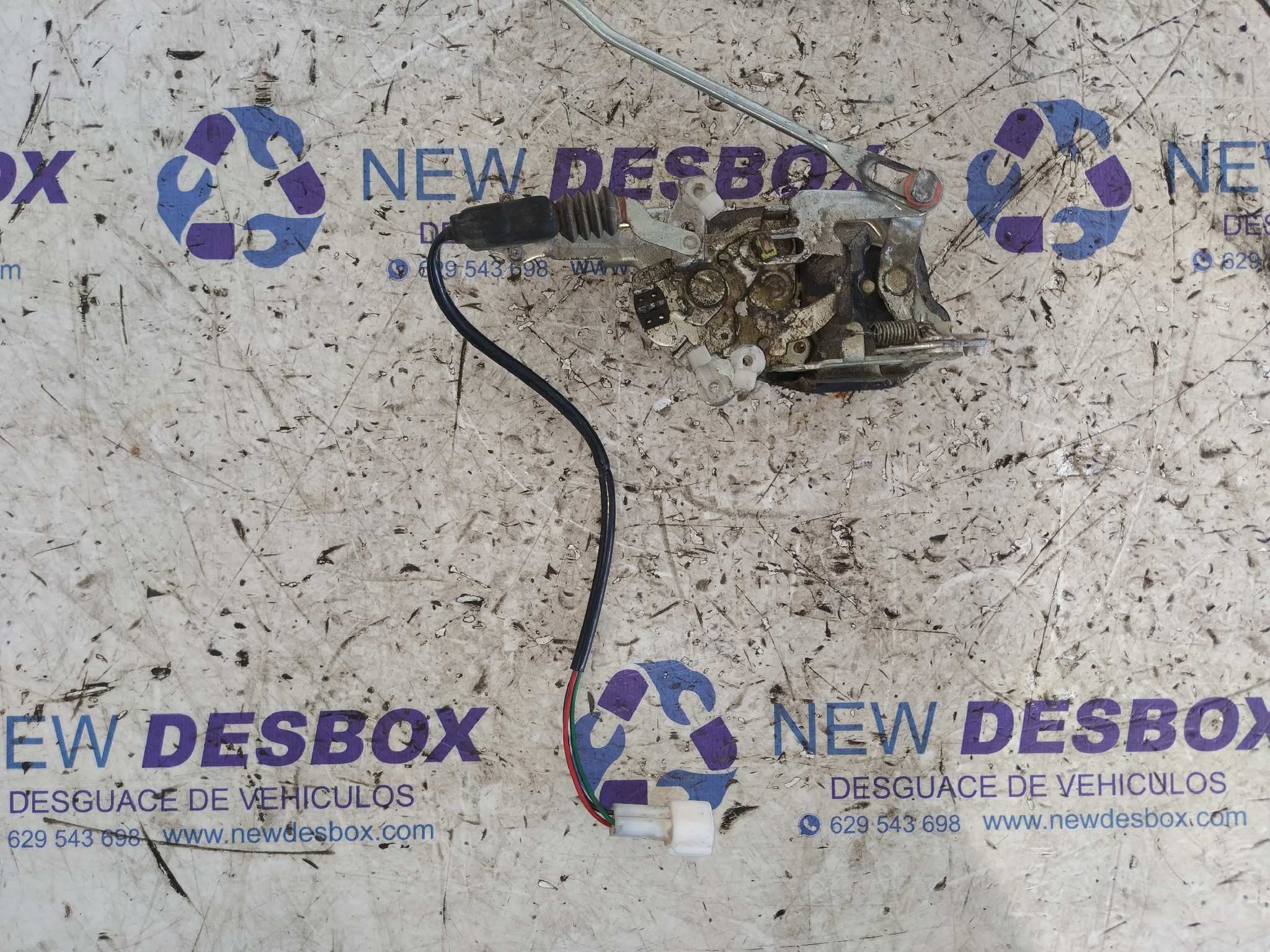 CERRADURA PUERTA DELANTERA DERECHA OPEL MONTEREY