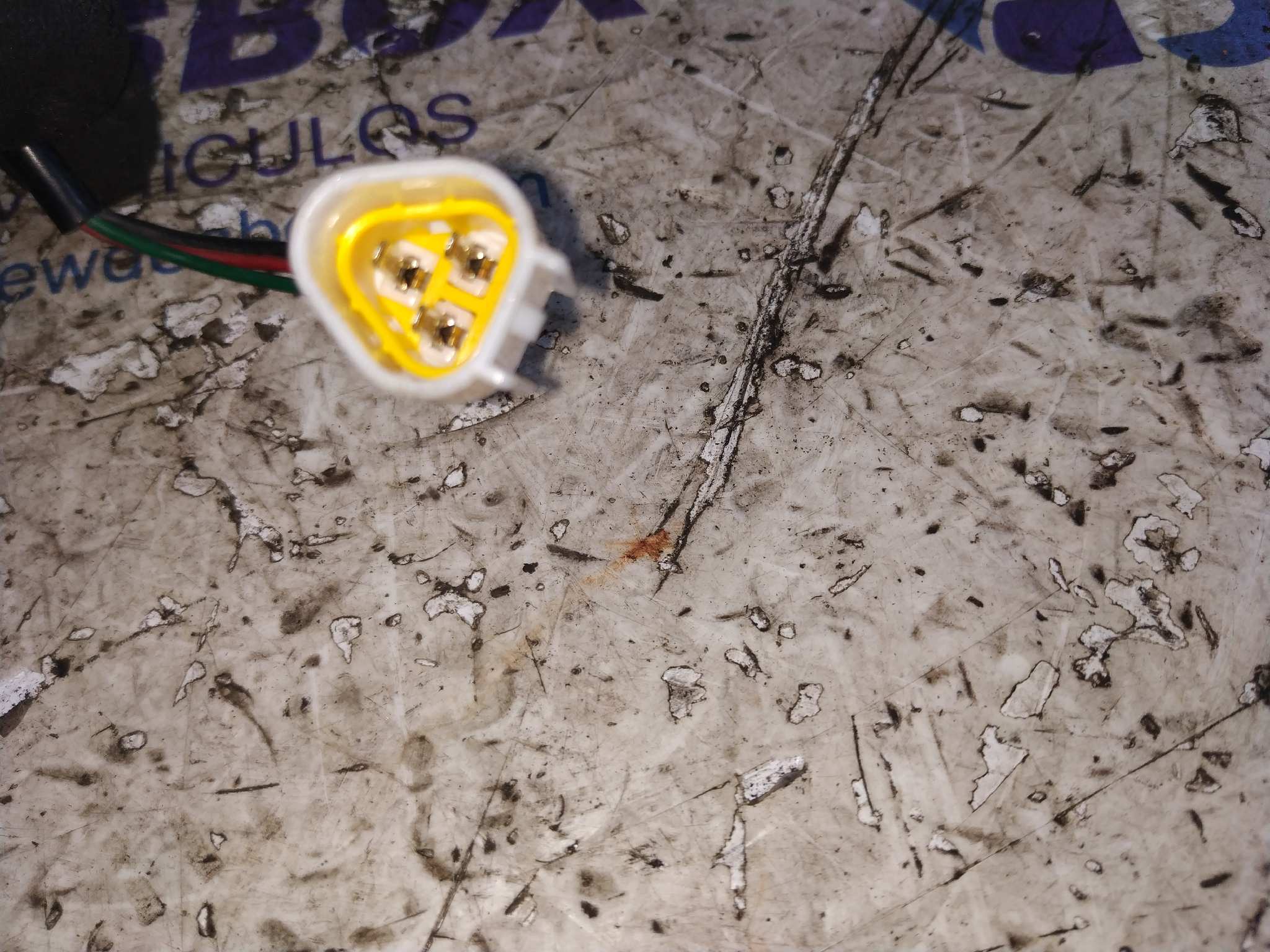 CERRADURA PUERTA DELANTERA DERECHA OPEL MONTEREY - vista 5