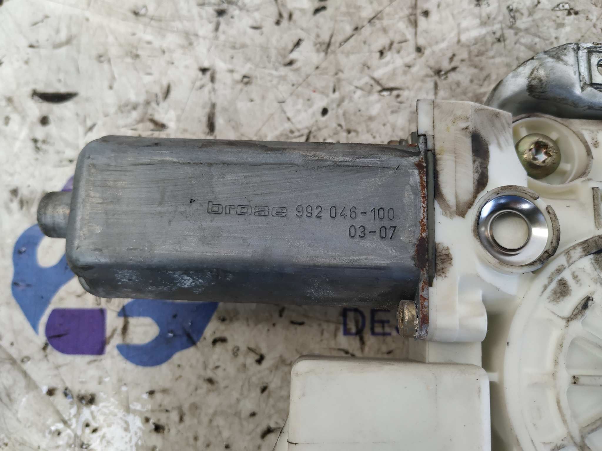 ELEVALUNAS DELANTERO DERECHO TOYOTA AVENSIS BERLINA (T25) - vista 2