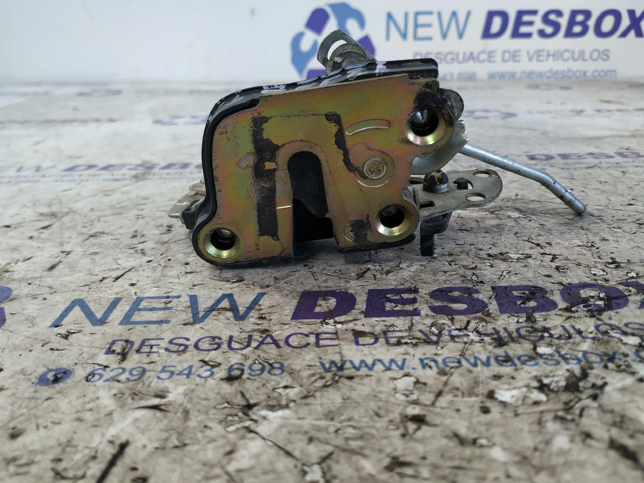 CERRADURA PUERTA TRASERA DERECHA OPEL MONTEREY - vista 3