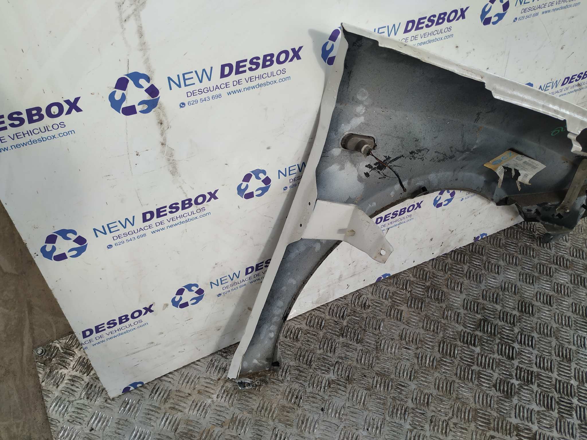 ALETA DELANTERA IZQUIERDA SEAT ALTEA XL (5P5) - vista 2