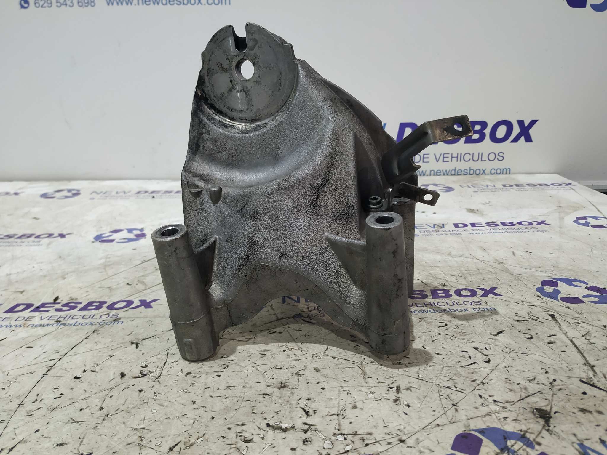 SOPORTE CAMBIO VOLKSWAGEN TOUAREG (7LA) - vista 5