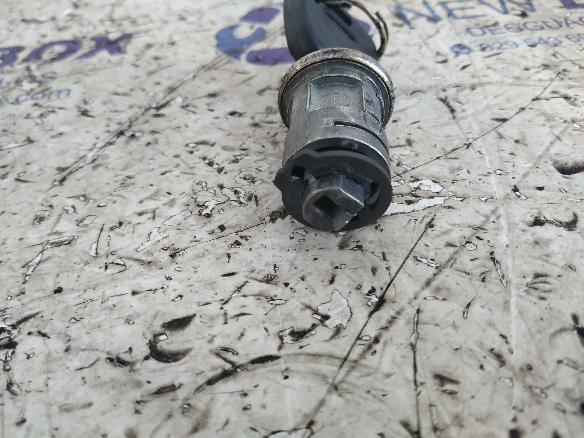 CONMUTADOR DE ARRANQUE FORD FIESTA BERLINA - vista 3