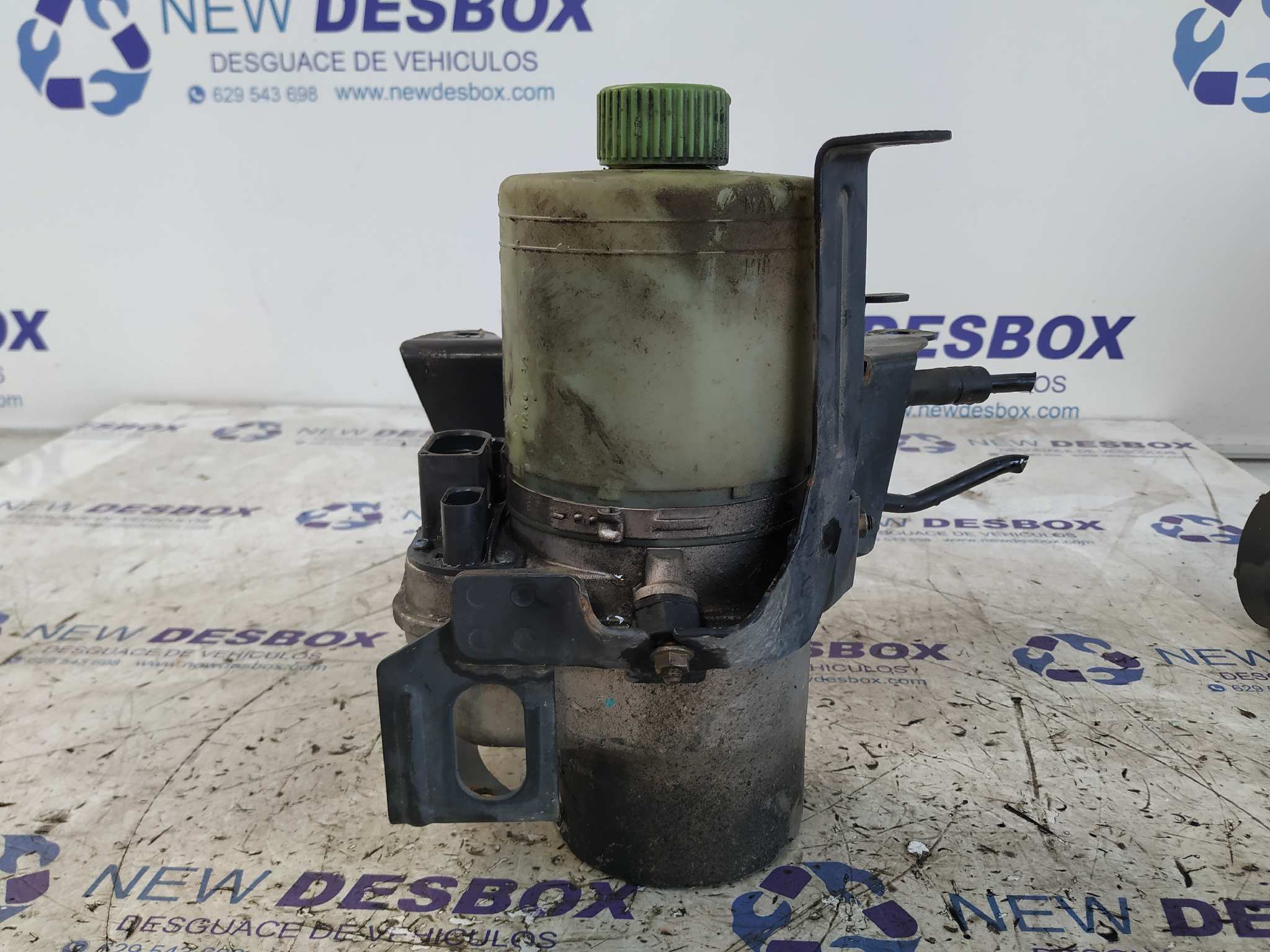 BOMBA DIRECCION SEAT CORDOBA BERLINA (6L2) - vista 4