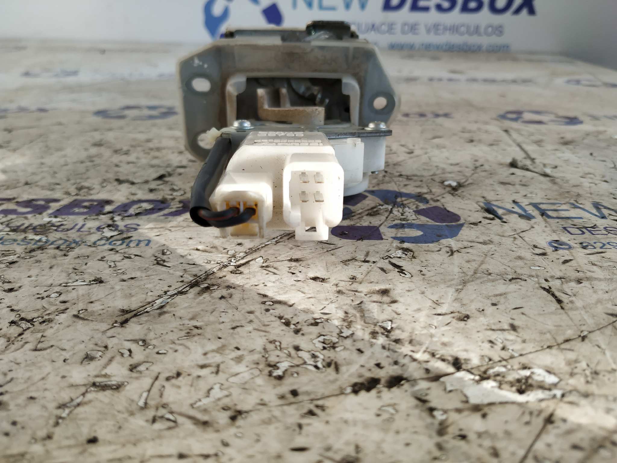 CERRADURA MALETERO / PORTON SUZUKI SWIFT BERLINA (MZ) - vista 3