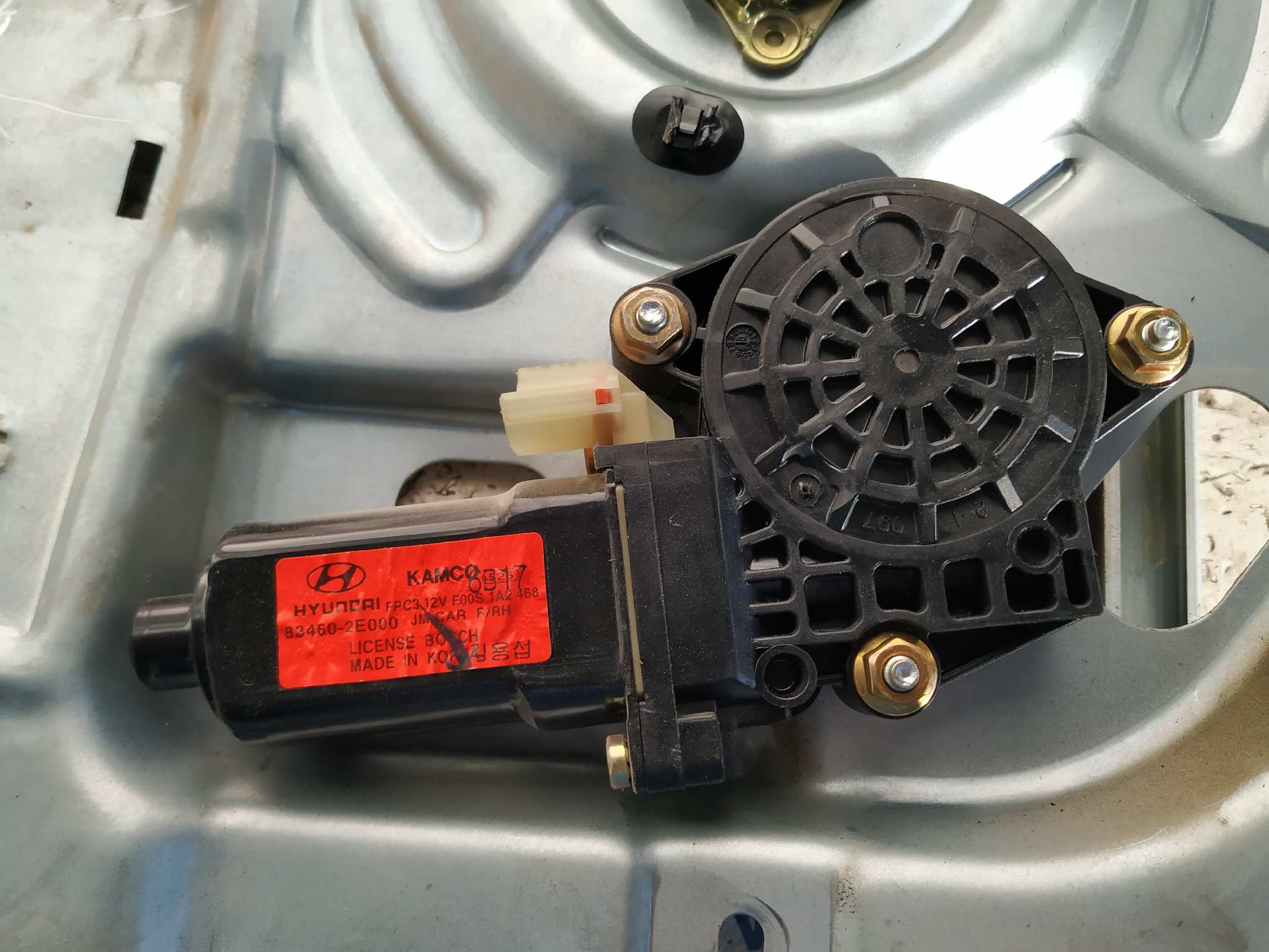 ELEVALUNAS TRASERO DERECHO HYUNDAI TUCSON (JM) - vista 2