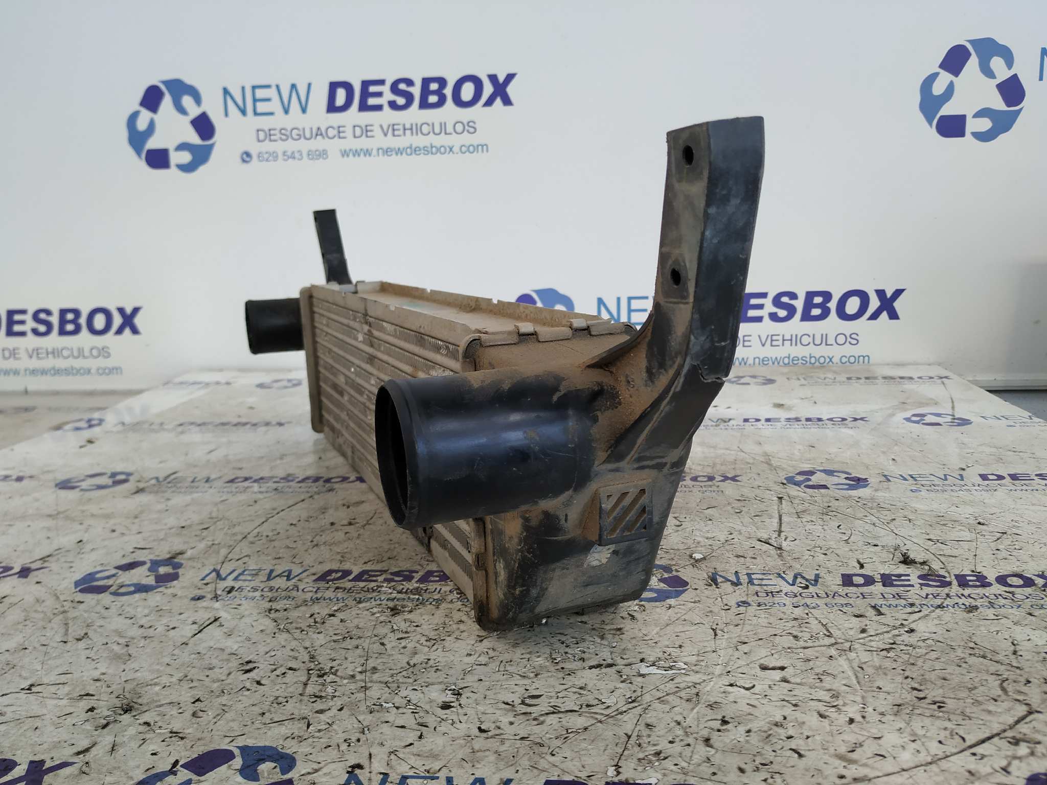 INTERCOOLER MAHINDRA XUV500 2.2 - vista 2