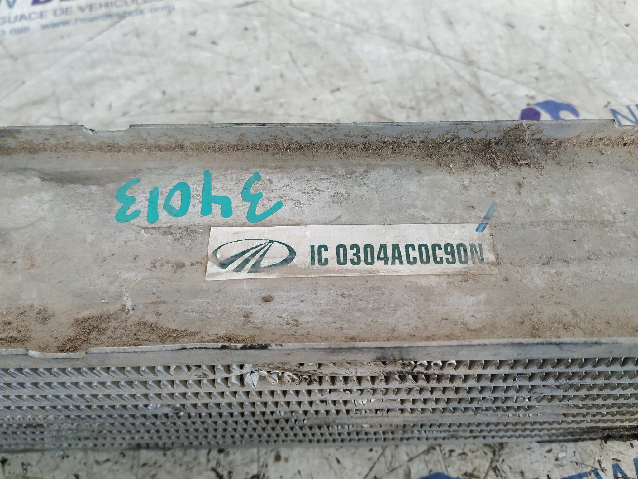 INTERCOOLER MAHINDRA XUV500 2.2 - vista 7