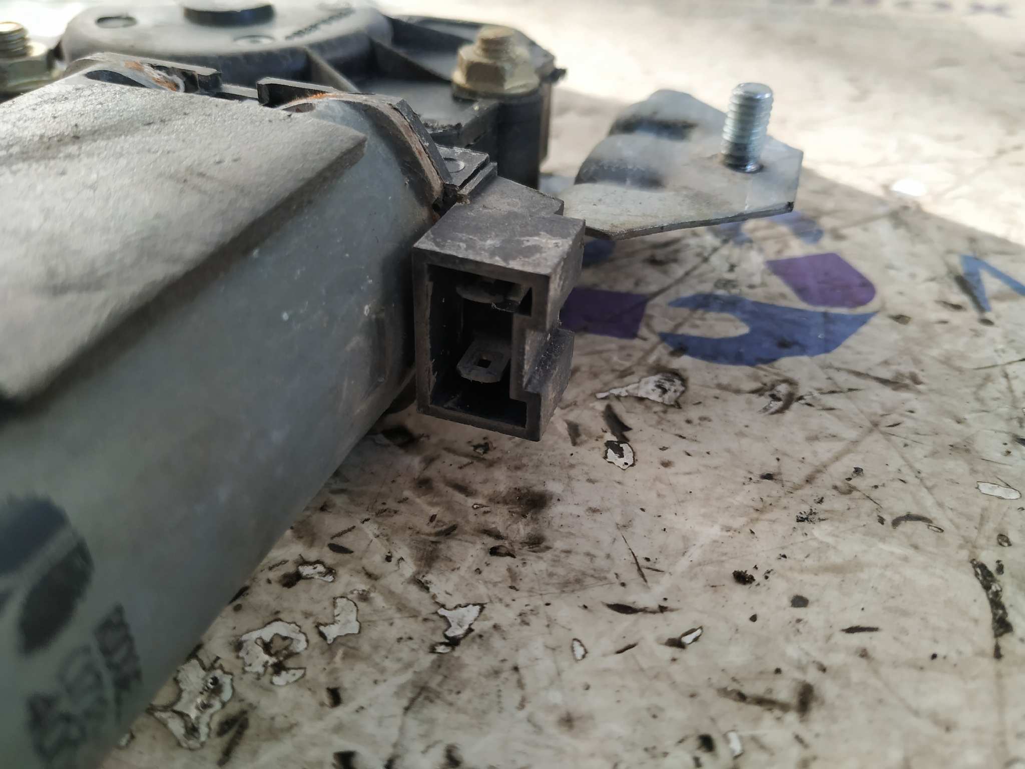 ELEVALUNAS DELANTERO DERECHO PEUGEOT 205 BERLINA - vista 5