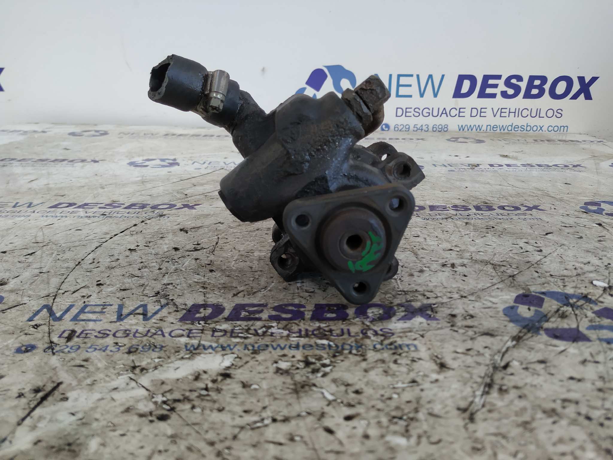 BOMBA DIRECCION FORD TRANSIT, CAJA CERR. CORTO 95