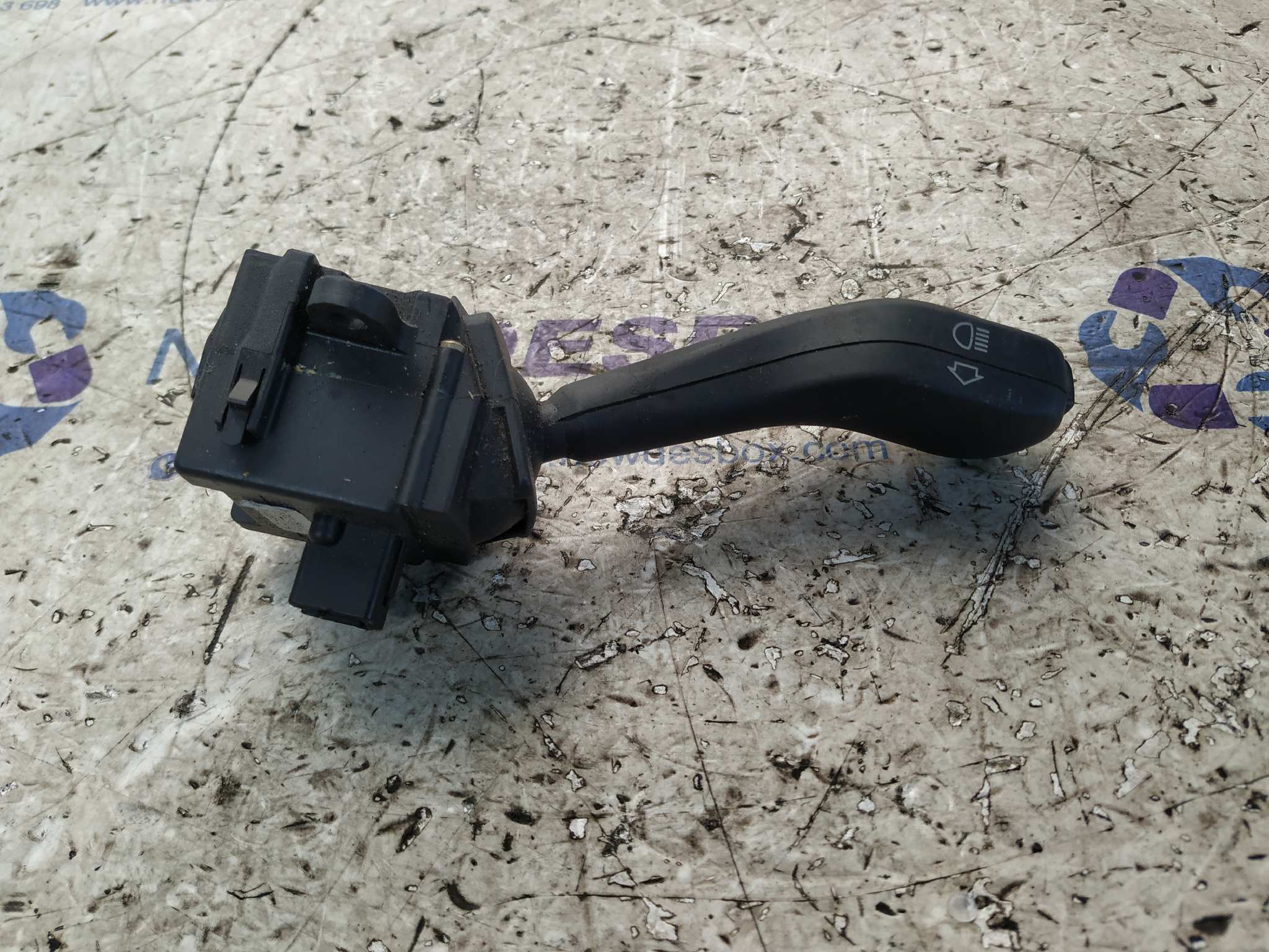 MANDO INTERMITENTES BMW SERIE 3 BERLINA (E46) - vista 4