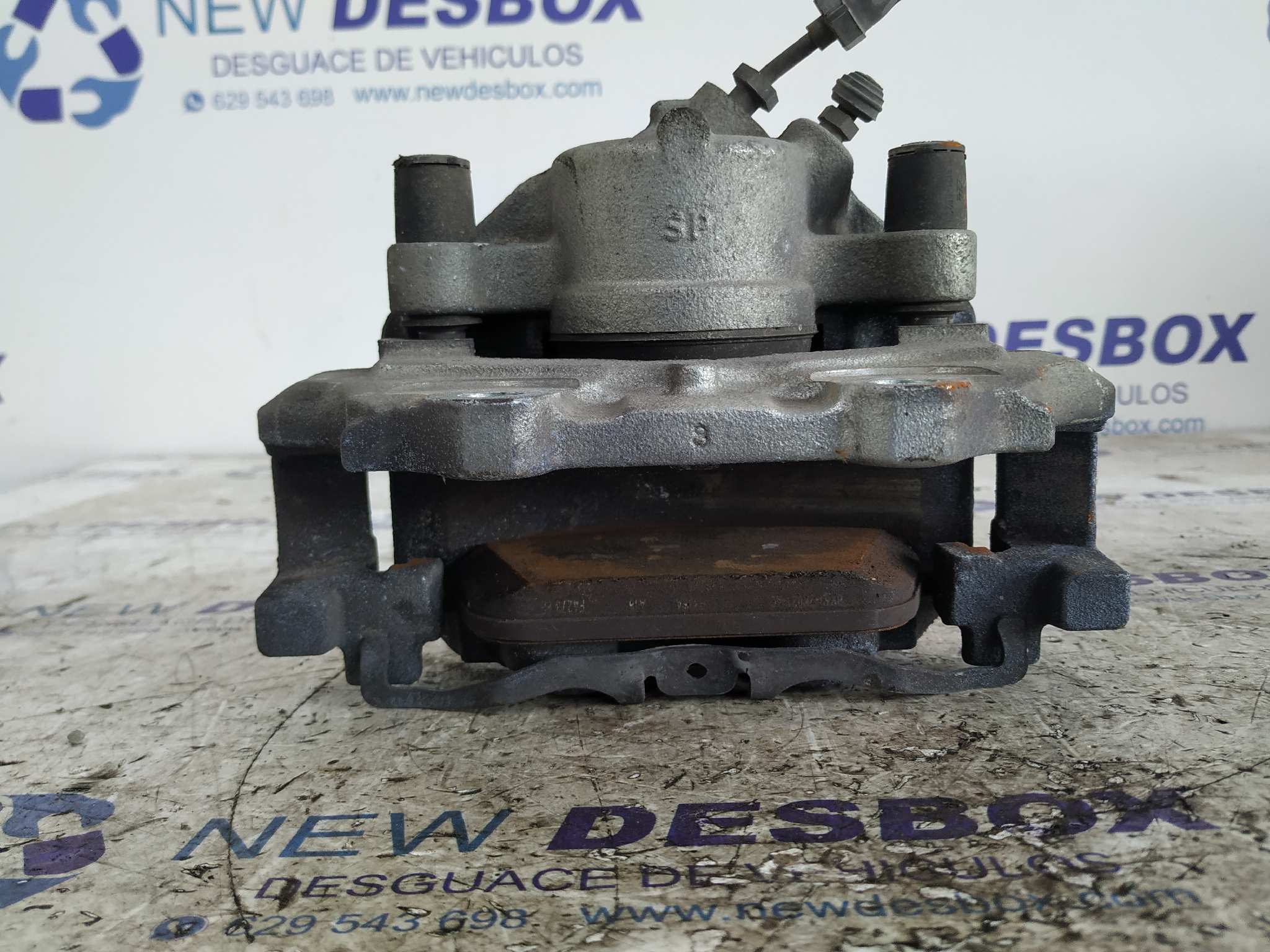 PINZA DE FRENO DELANTERA DERECHA FORD TRANSIT CONNECT - vista 2