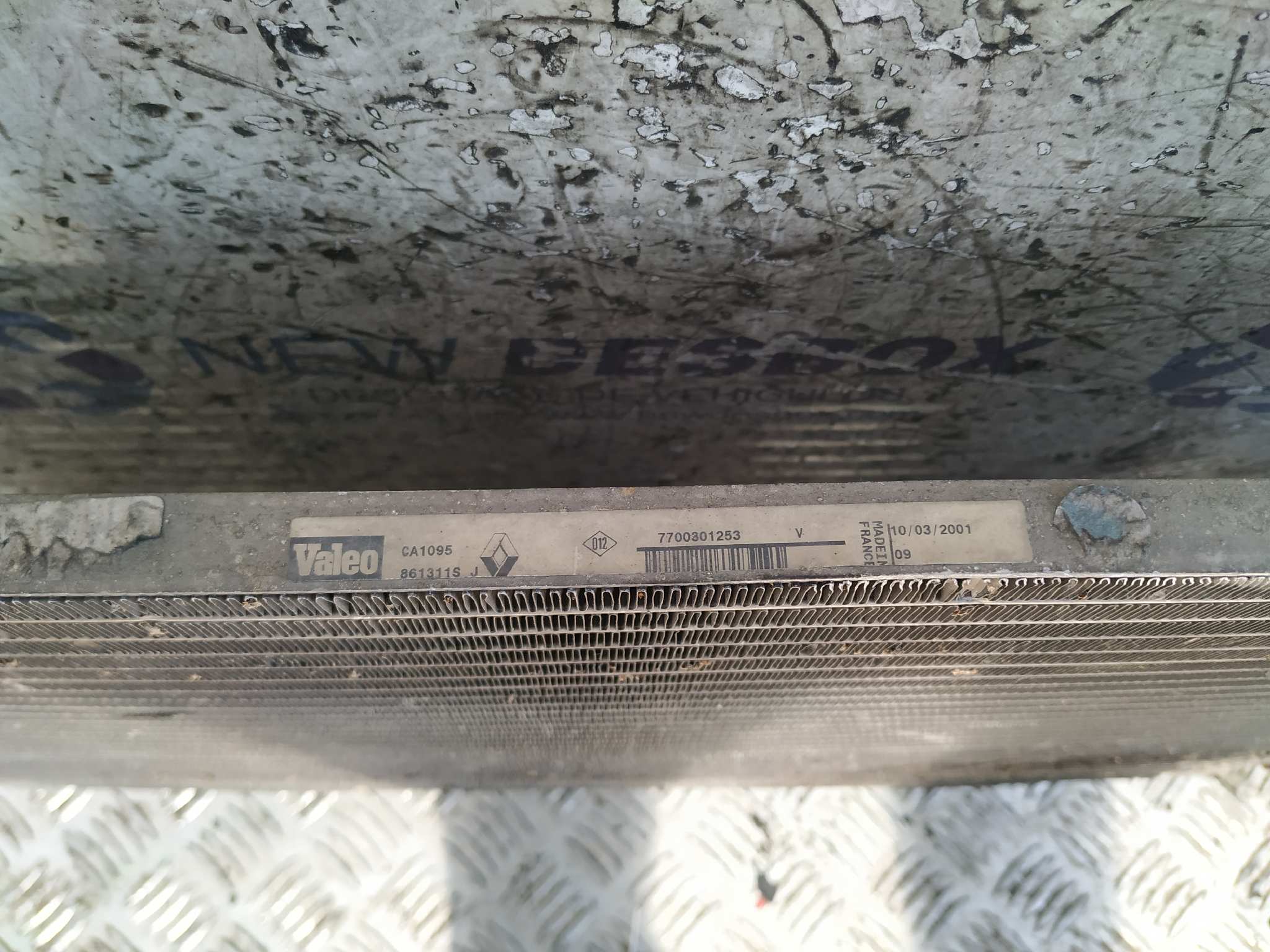 CONDENSADOR / RADIADOR  AIRE ACONDICIONADO RENAULT KANGOO (F/KC0) - vista 3