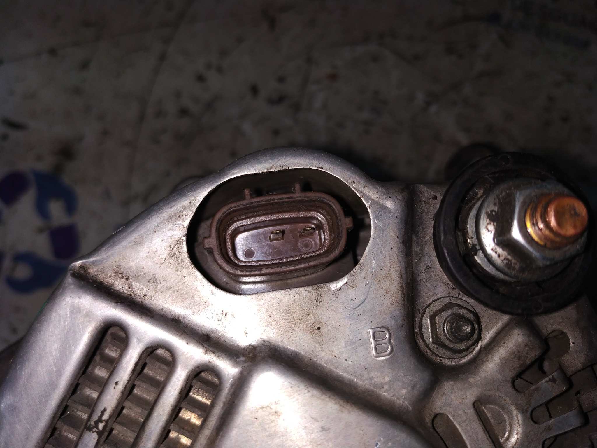 ALTERNADOR KIA SORENTO - vista 7