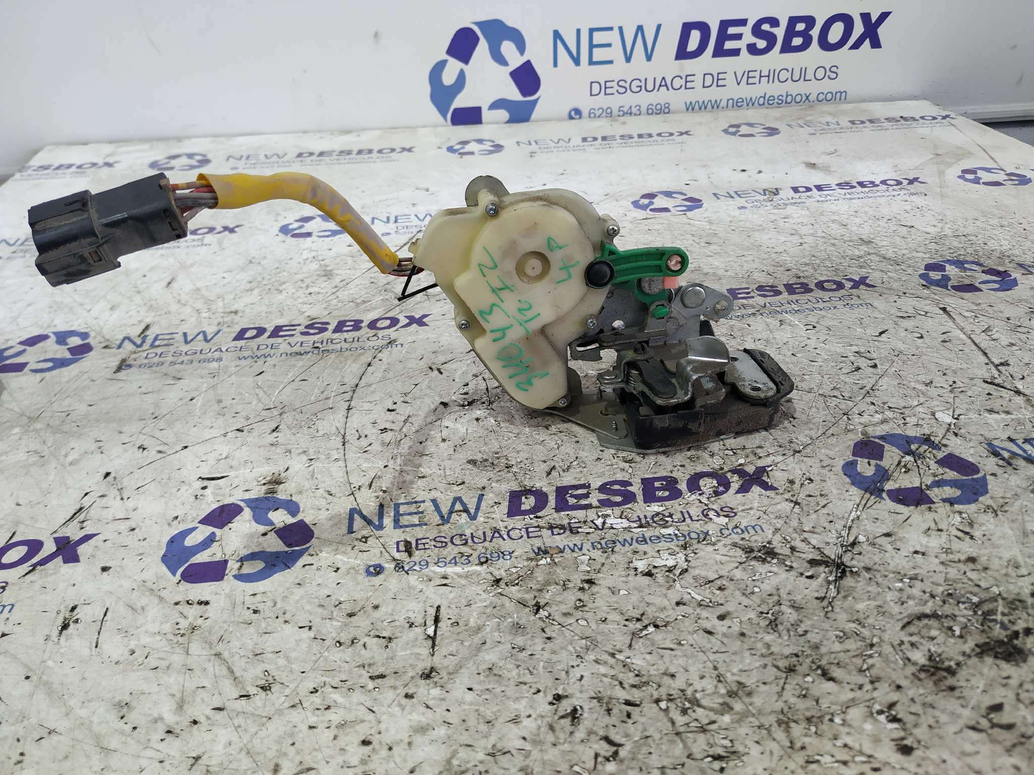 CERRADURA PUERTA TRASERA IZQUIERDA KIA SORENTO