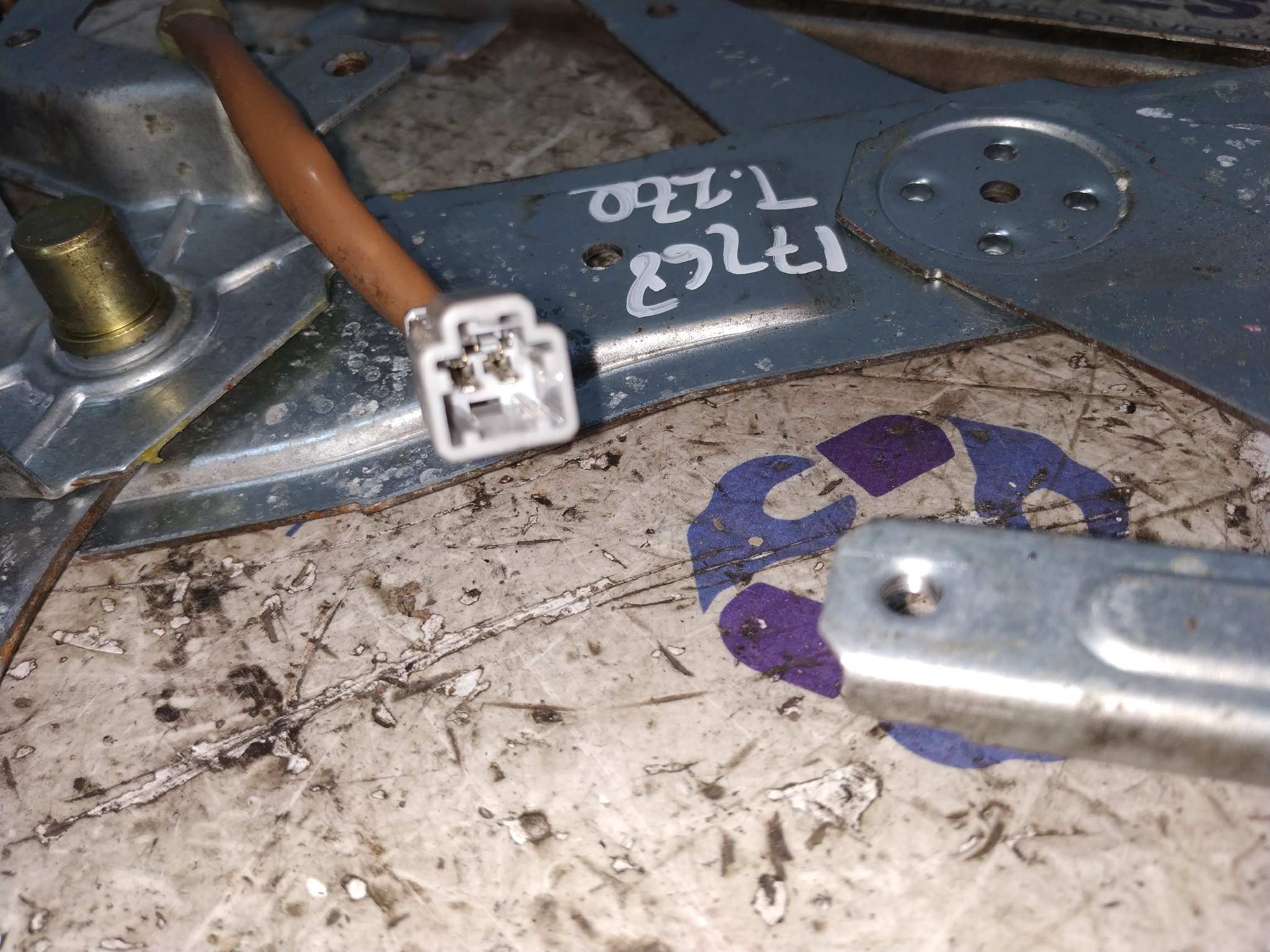 ELEVALUNAS TRASERO IZQUIERDO HONDA HR-V (GH) - vista 3