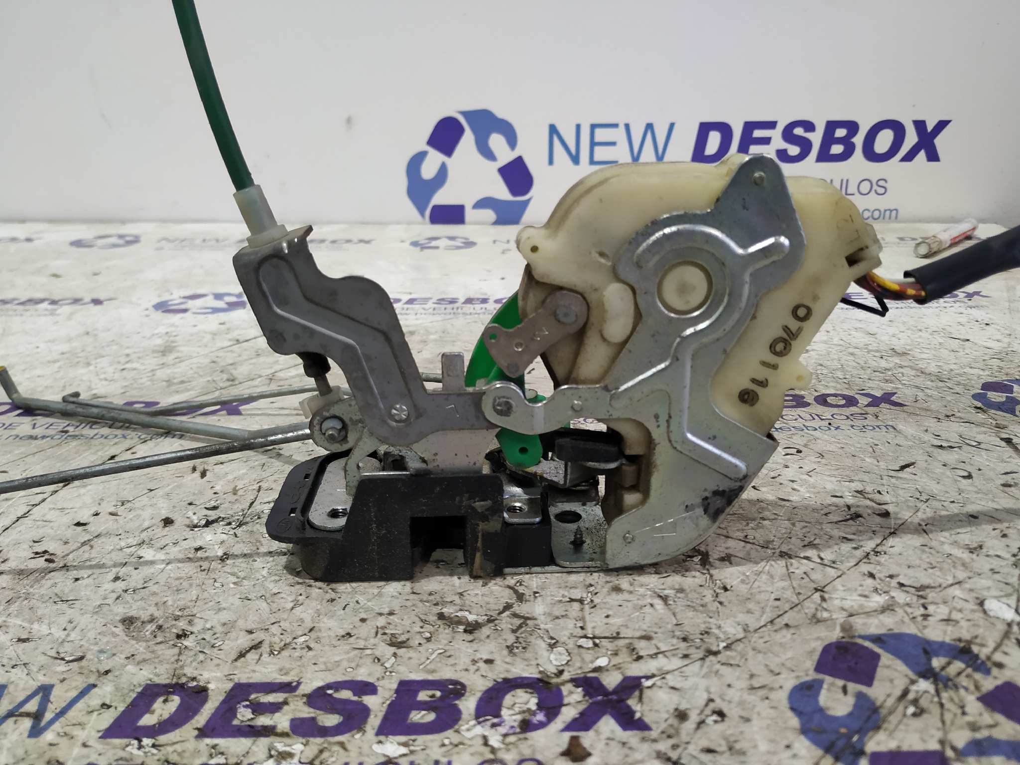 CERRADURA PUERTA DELANTERA IZQUIERDA KIA SORENTO - vista 4