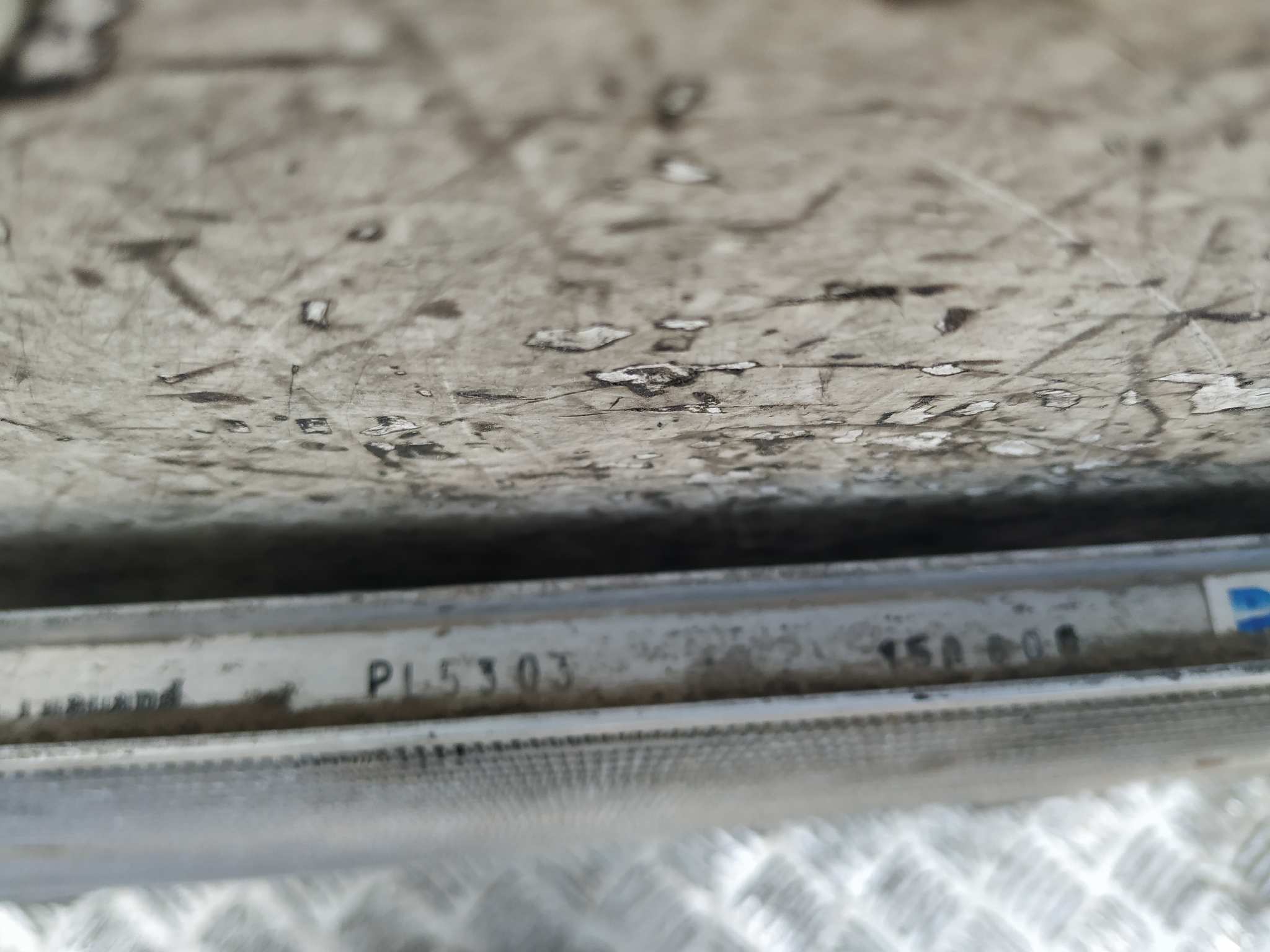 CONDENSADOR / RADIADOR  AIRE ACONDICIONADO PEUGEOT BOXER CAJA CERRADA (RS2850)(290/330)('02->) - vista 3