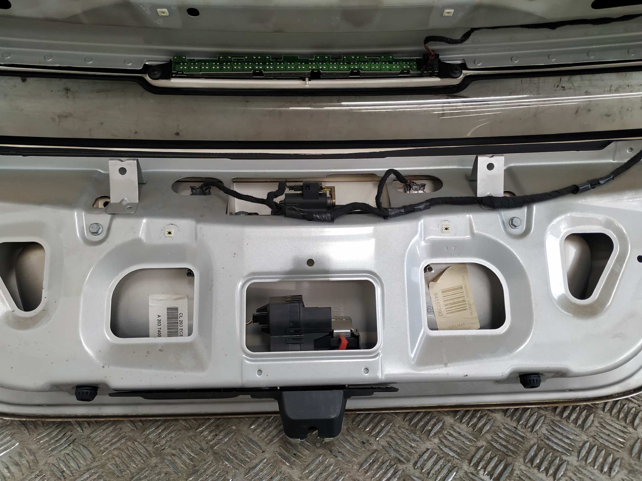 PORTON TRASERO MERCEDES-BENZ CLASE C (W203) SPORTCOUPE - vista 2