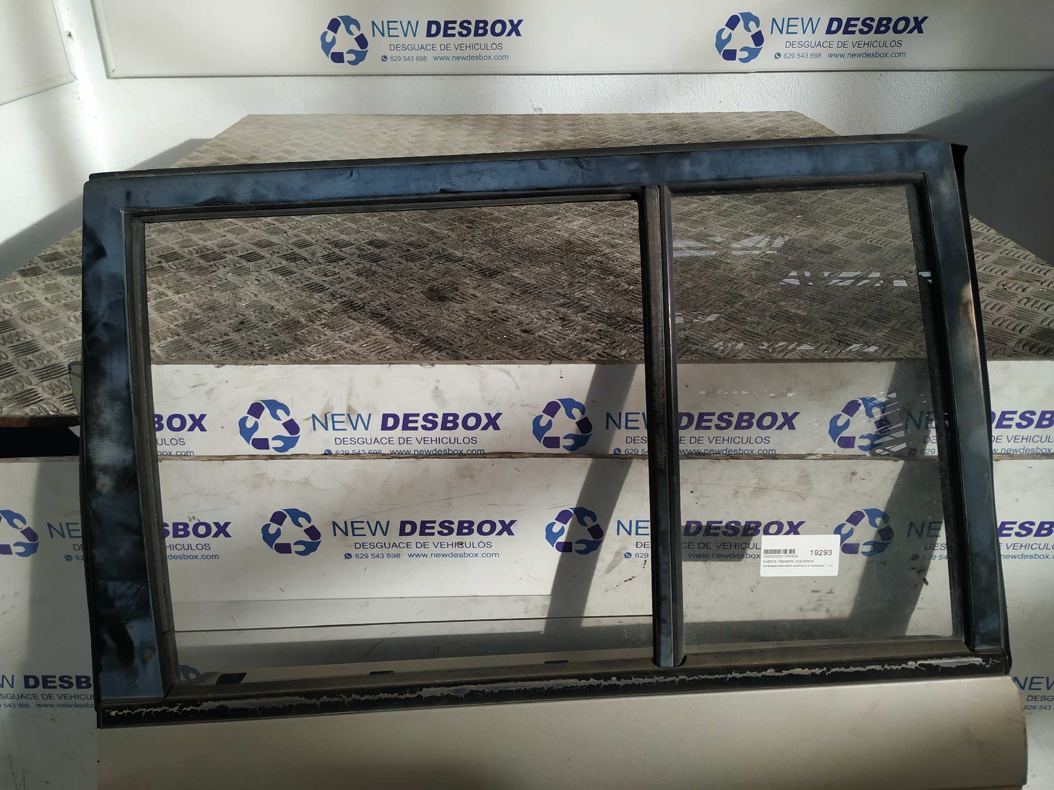 PUERTA TRASERA IZQUIERDA MITSUBISHI MONTERO (V20/V40) - vista 3