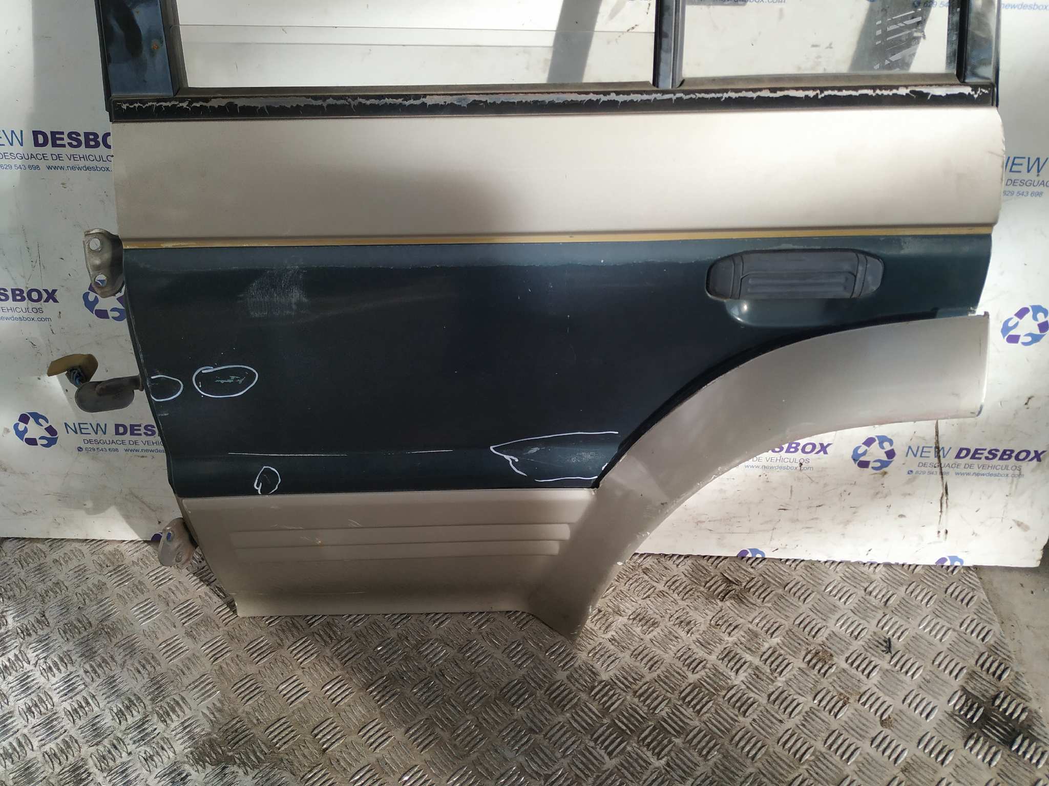 PUERTA TRASERA IZQUIERDA MITSUBISHI MONTERO (V20/V40) - vista 4