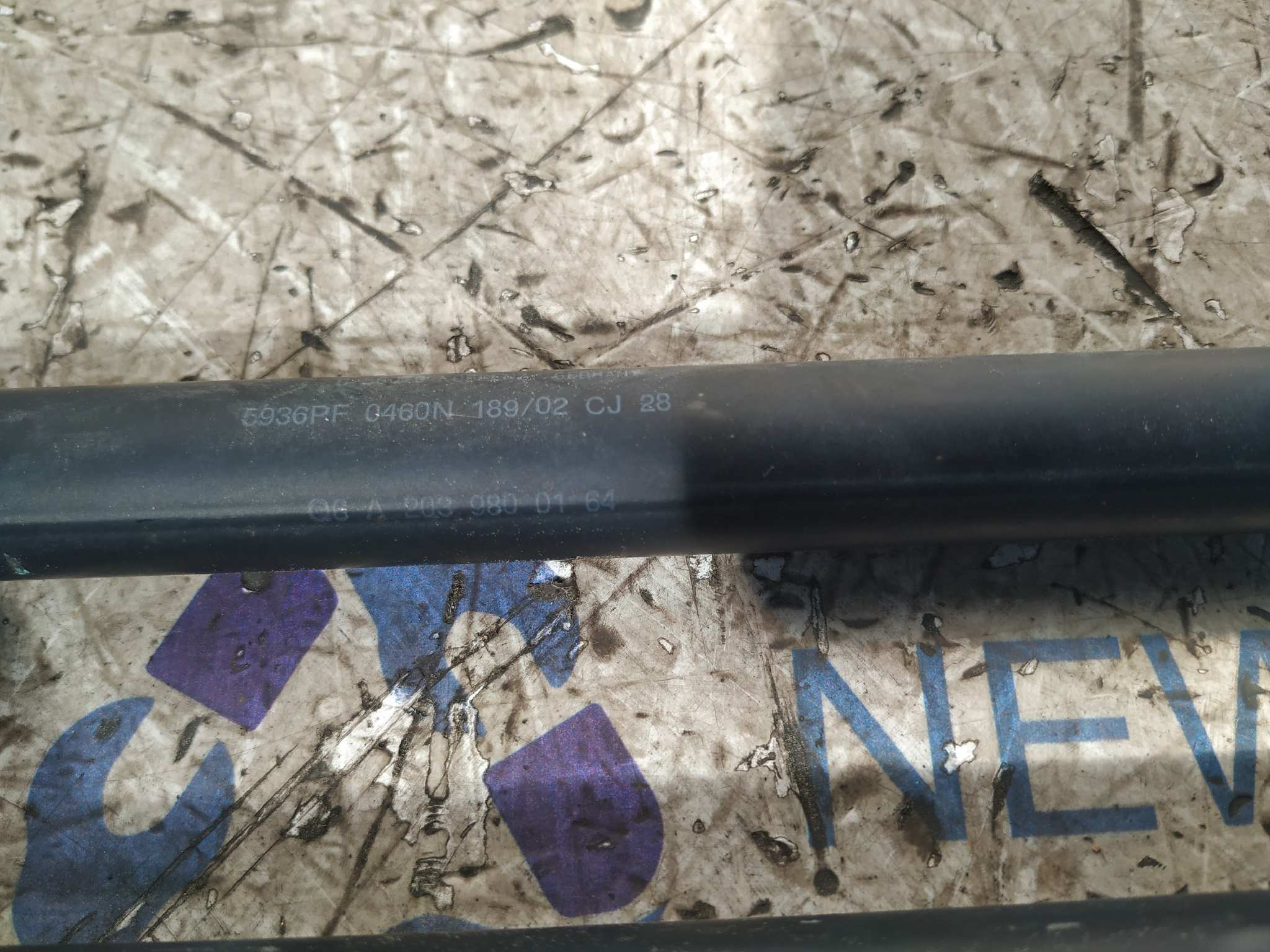 AMORTIGUADORES MALETERO / PORTON MERCEDES-BENZ CLASE C (W203) SPORTCOUPE - vista 2