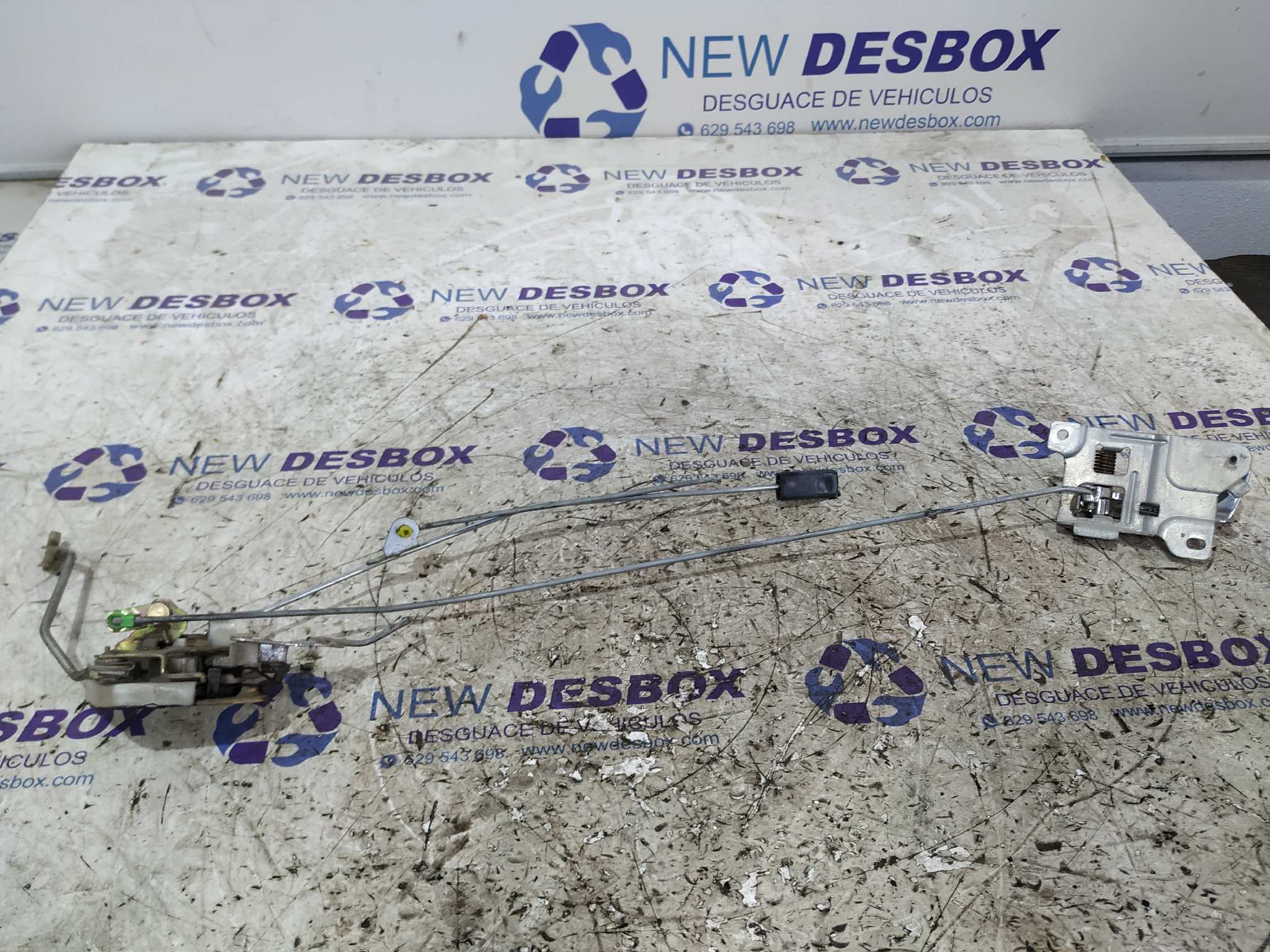 CERRADURA PUERTA DELANTERA DERECHA MITSUBISHI MONTERO (V20/V40)