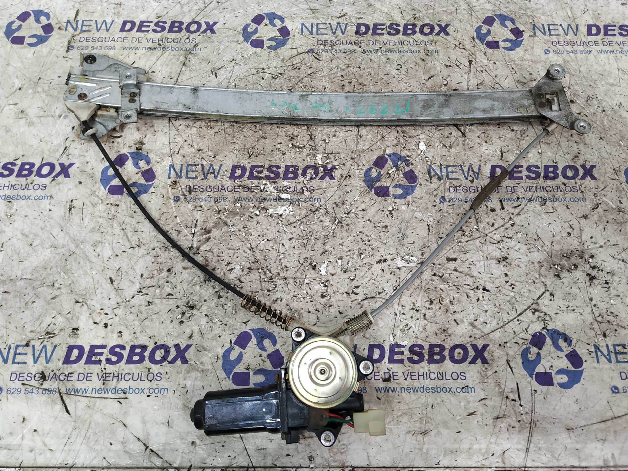 ELEVALUNAS DELANTERO DERECHO MITSUBISHI MONTERO (V20/V40) - vista 4