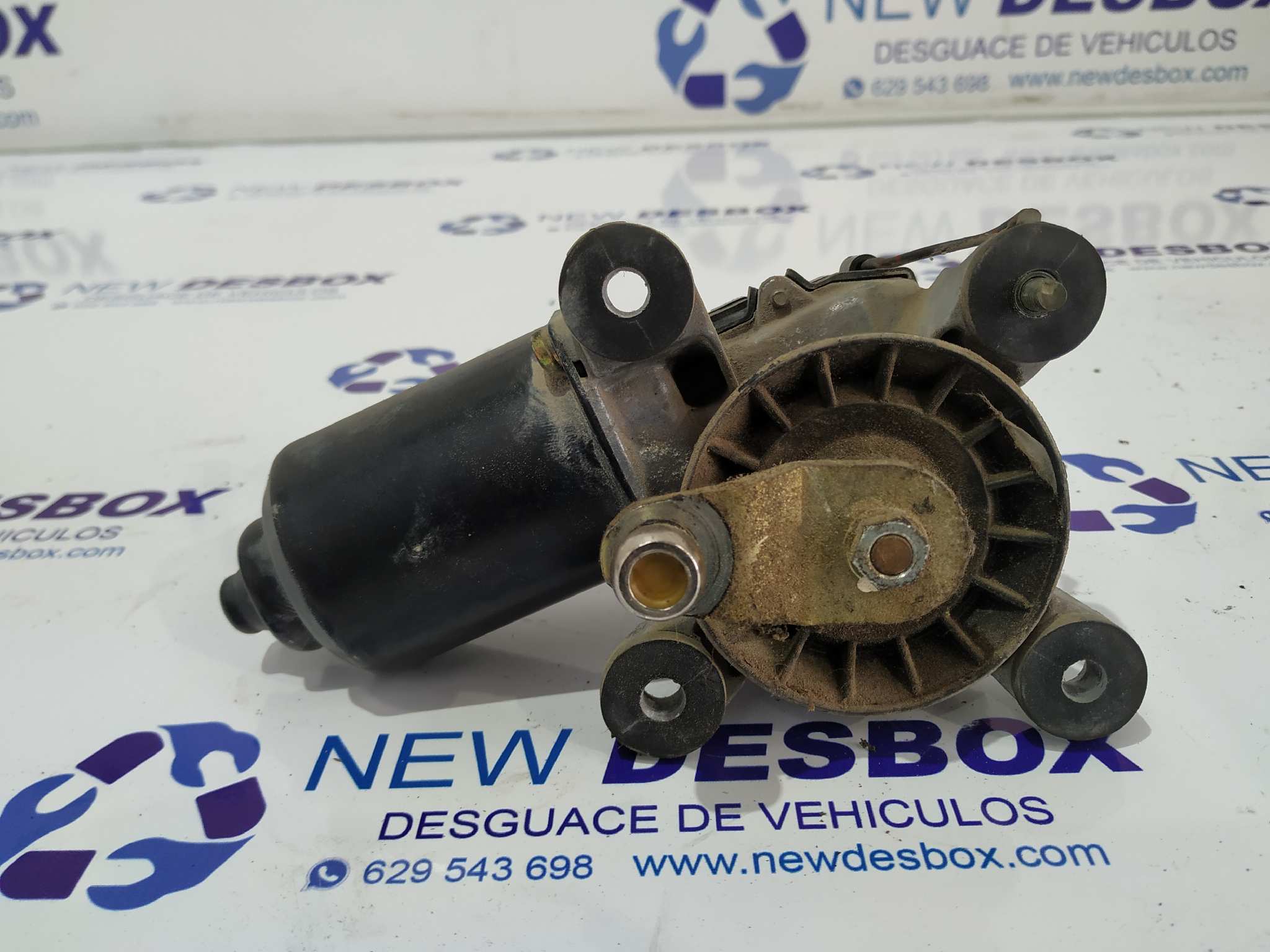 MOTOR LIMPIA DELANTERO MITSUBISHI MONTERO (V20/V40) - vista 4