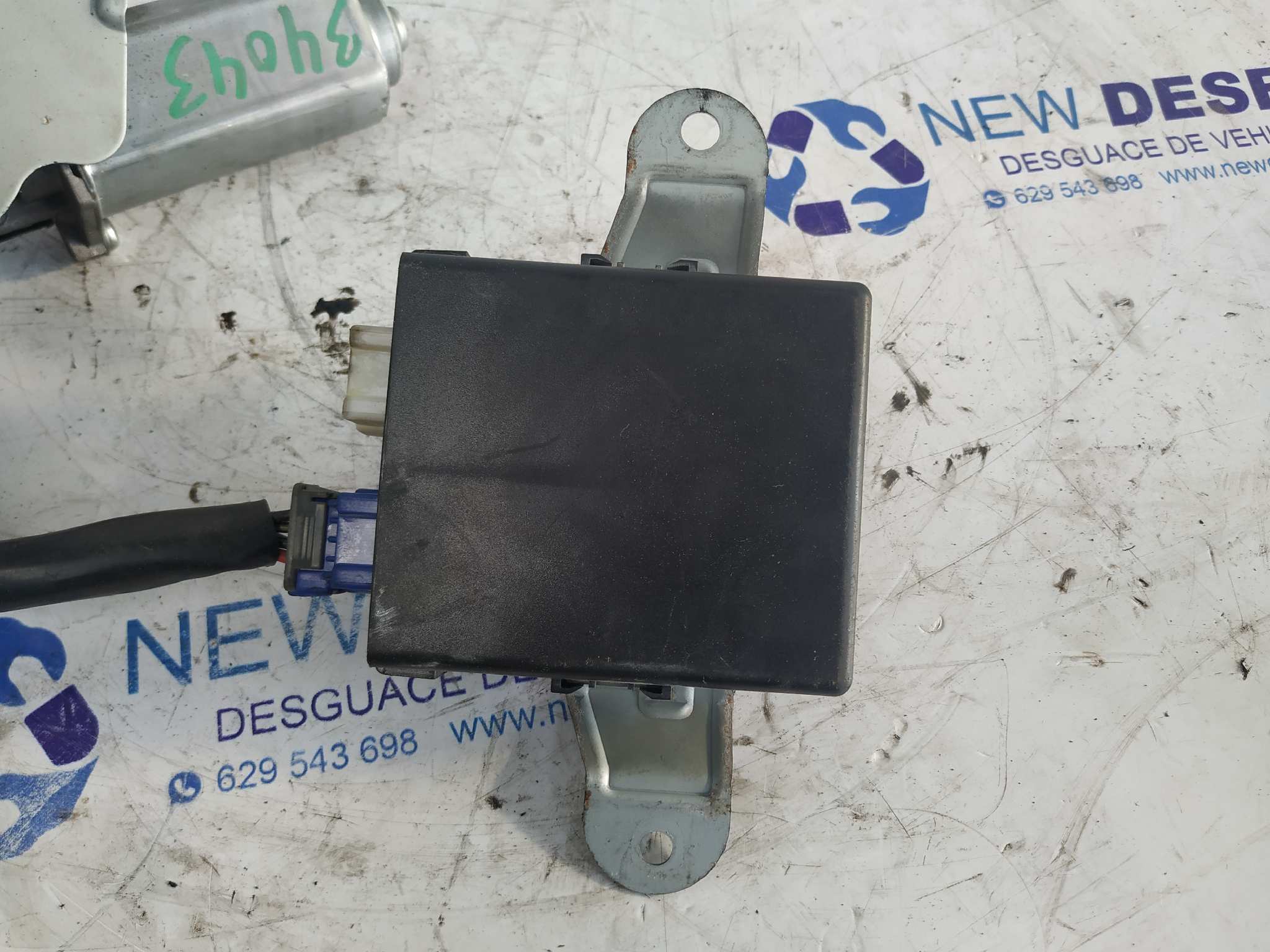 MOTOR LIMPIA TRASERO KIA SORENTO - vista 5