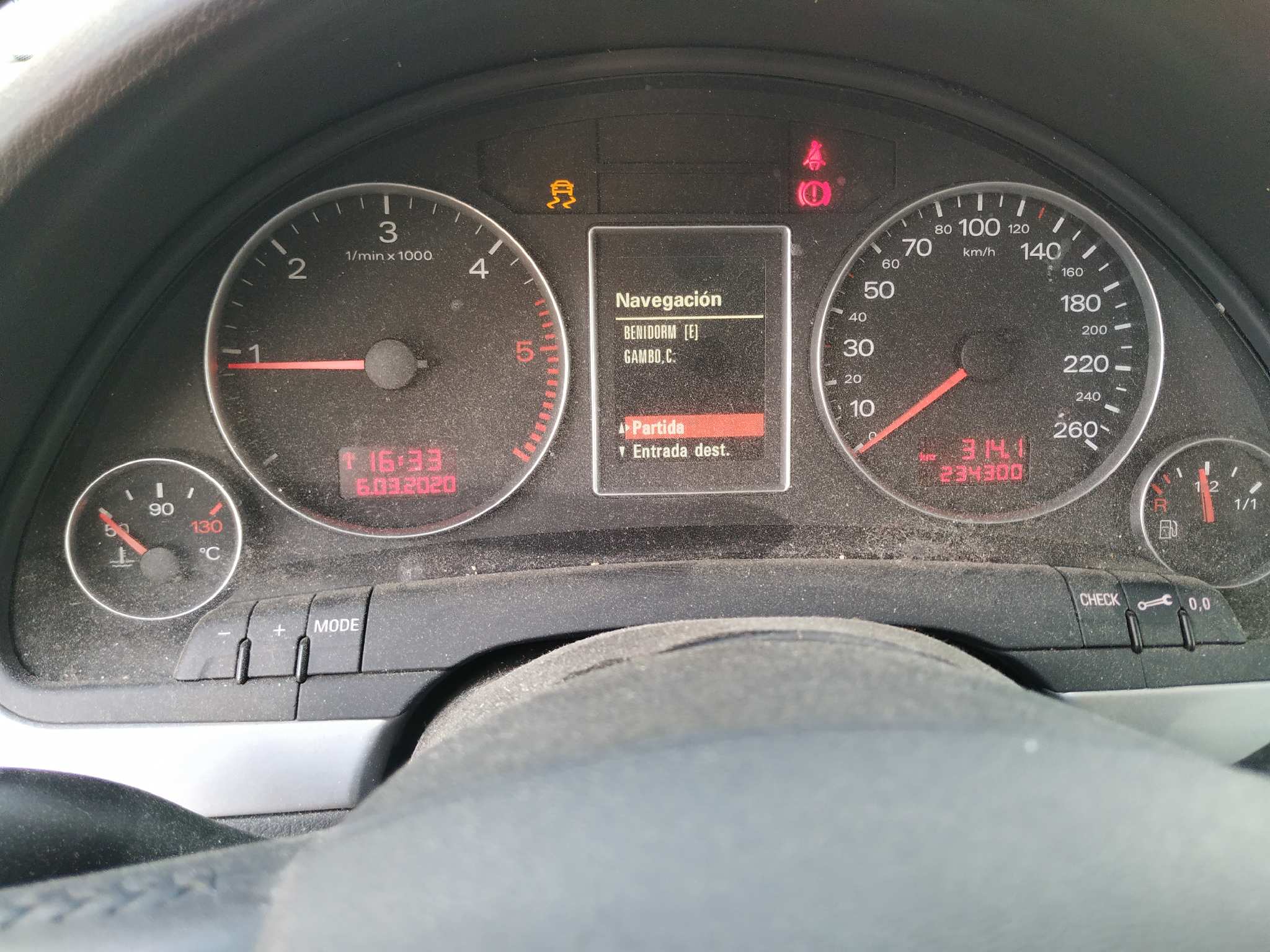 SALPICADERO AUDI A4 AVANT (8E) - vista 2