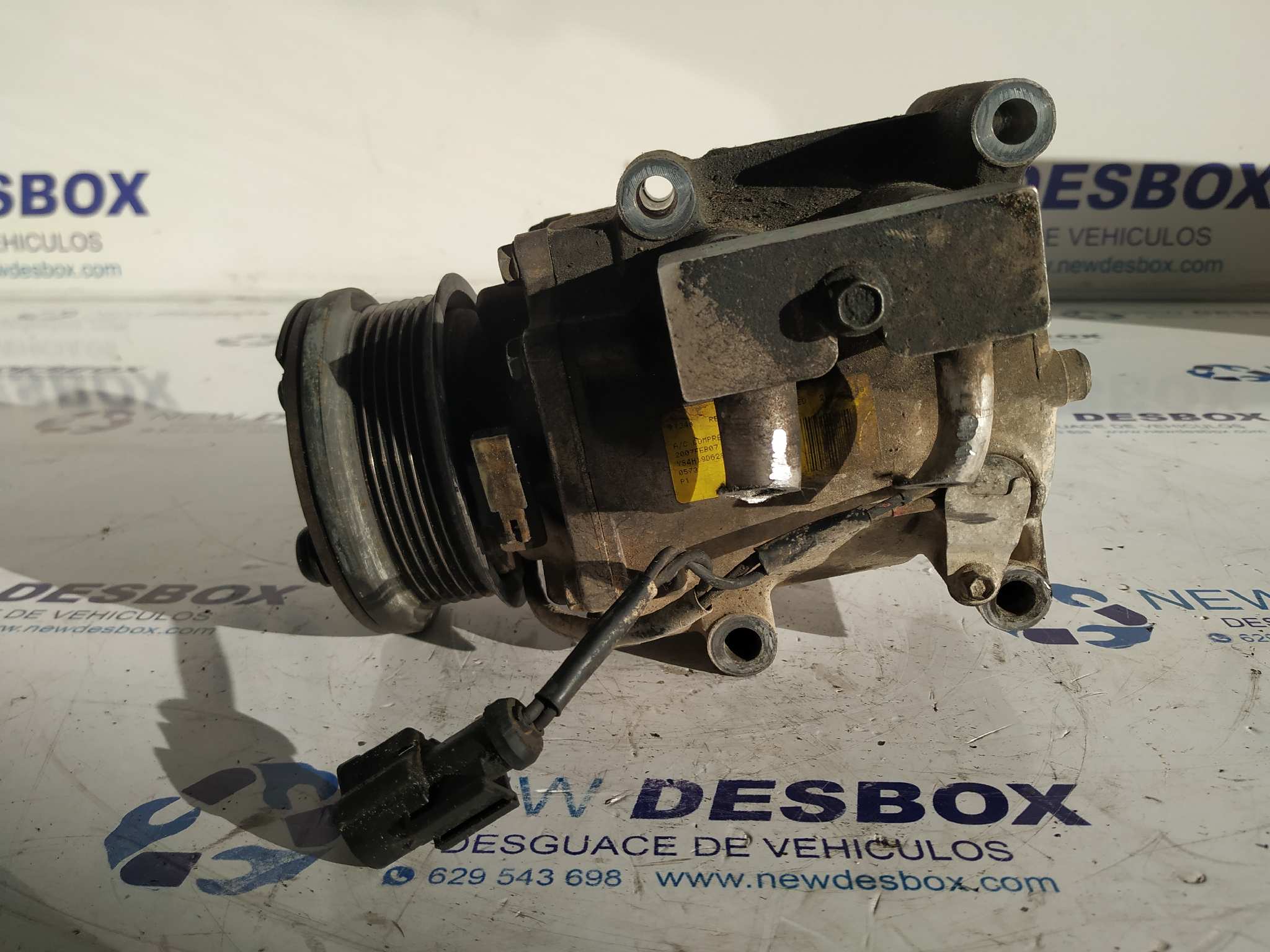 COMPRESOR AIRE ACONDICIONADO FORD TRANSIT CONNECT (TC7) - vista 4