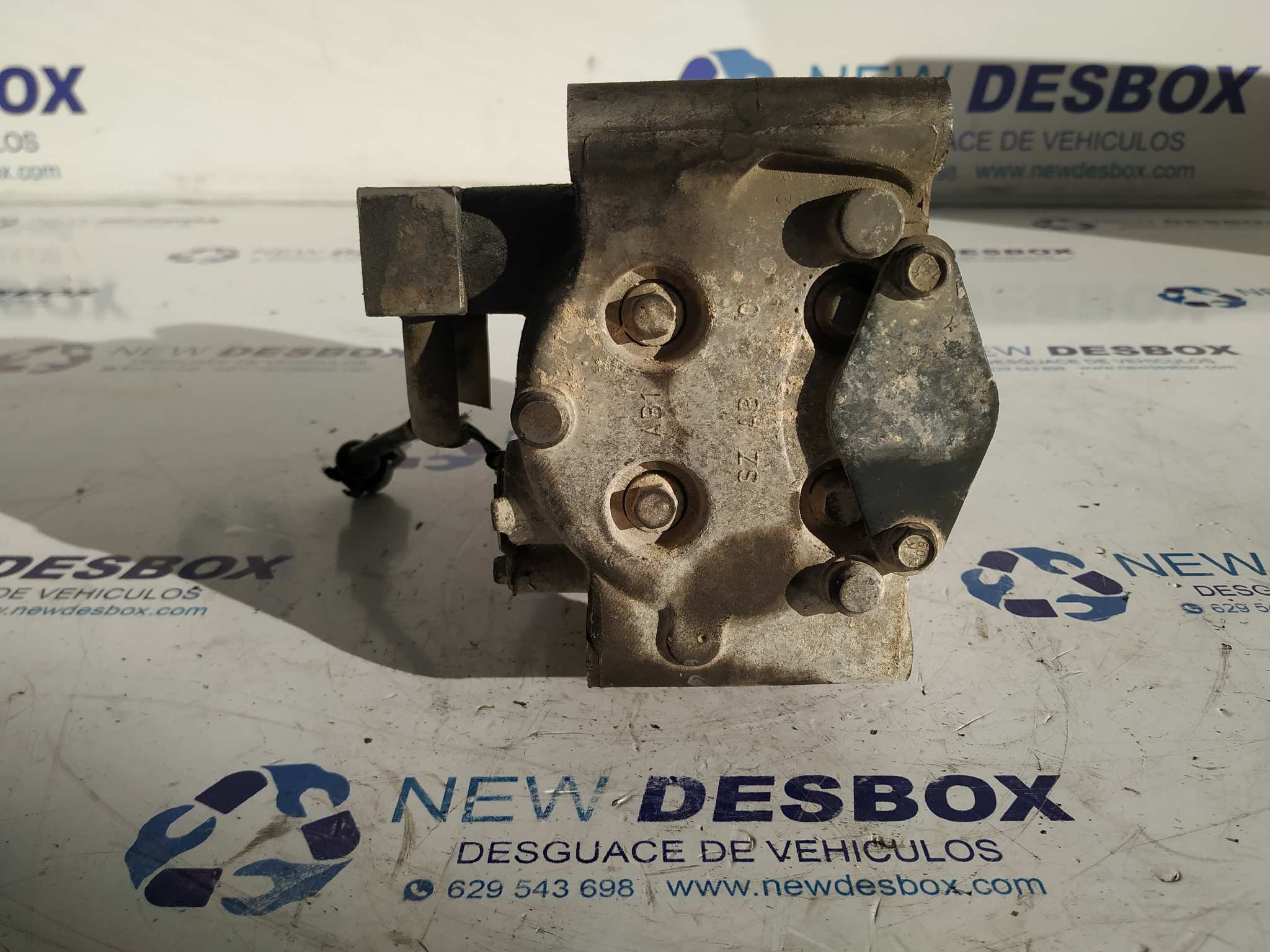 COMPRESOR AIRE ACONDICIONADO FORD TRANSIT CONNECT (TC7) - vista 5