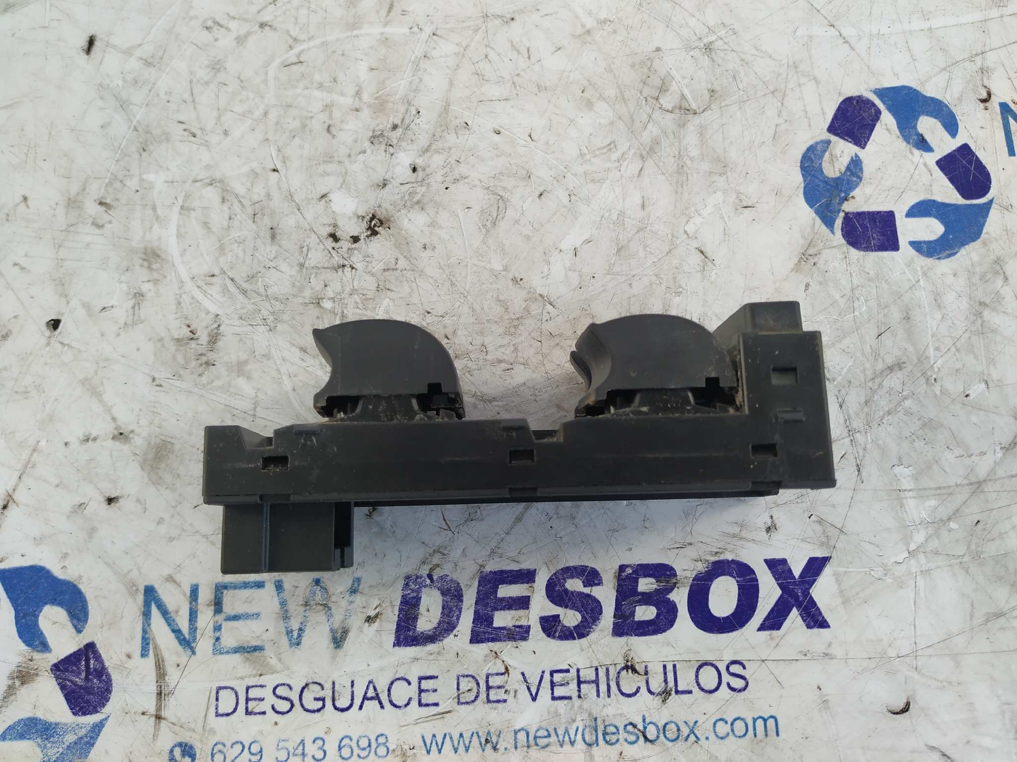 MANDO ELEVALUNAS DELANTERO IZQUIERDO AUDI A3 (8L) - vista 2