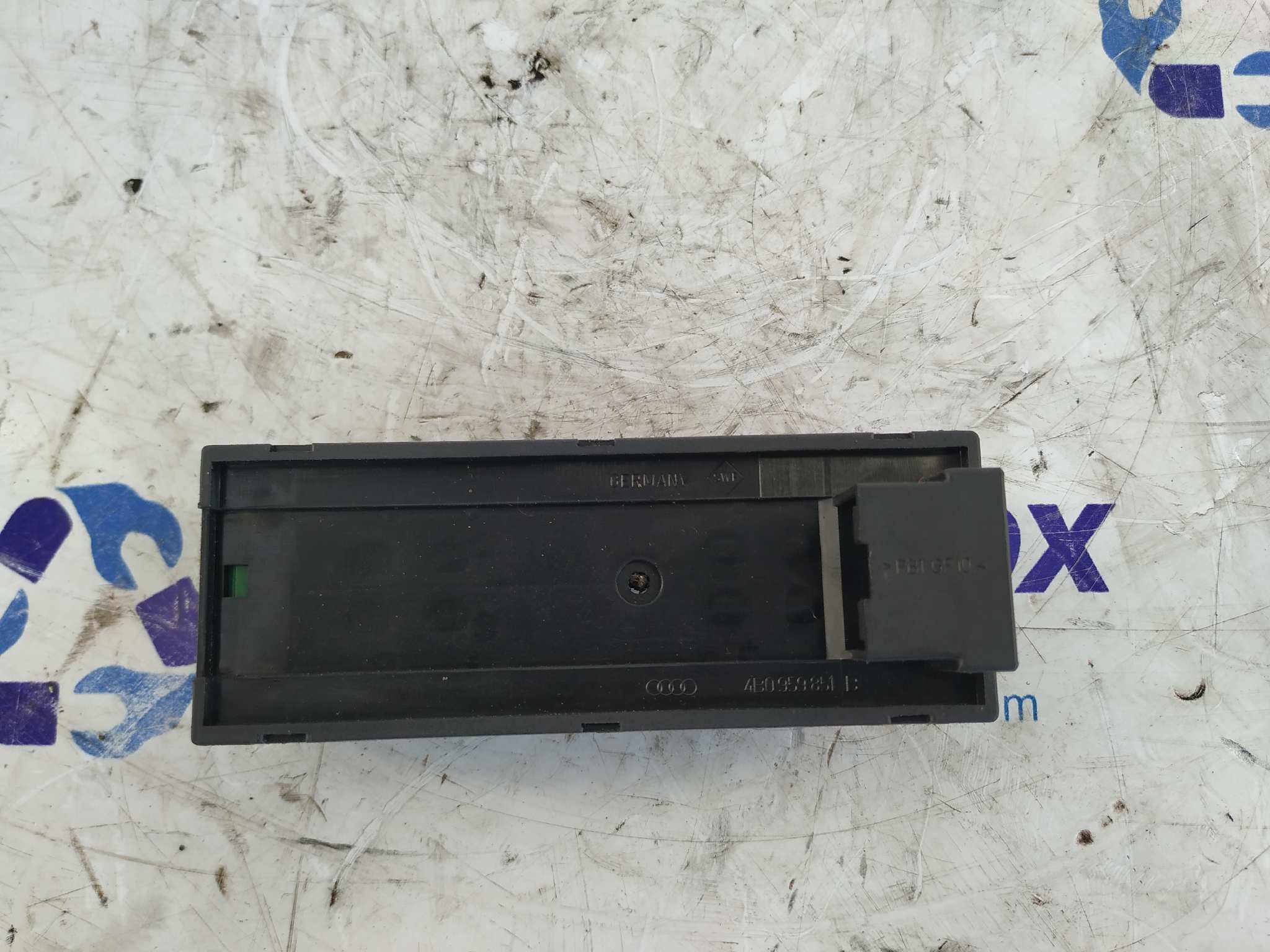 MANDO ELEVALUNAS DELANTERO IZQUIERDO AUDI A3 (8L) - vista 5