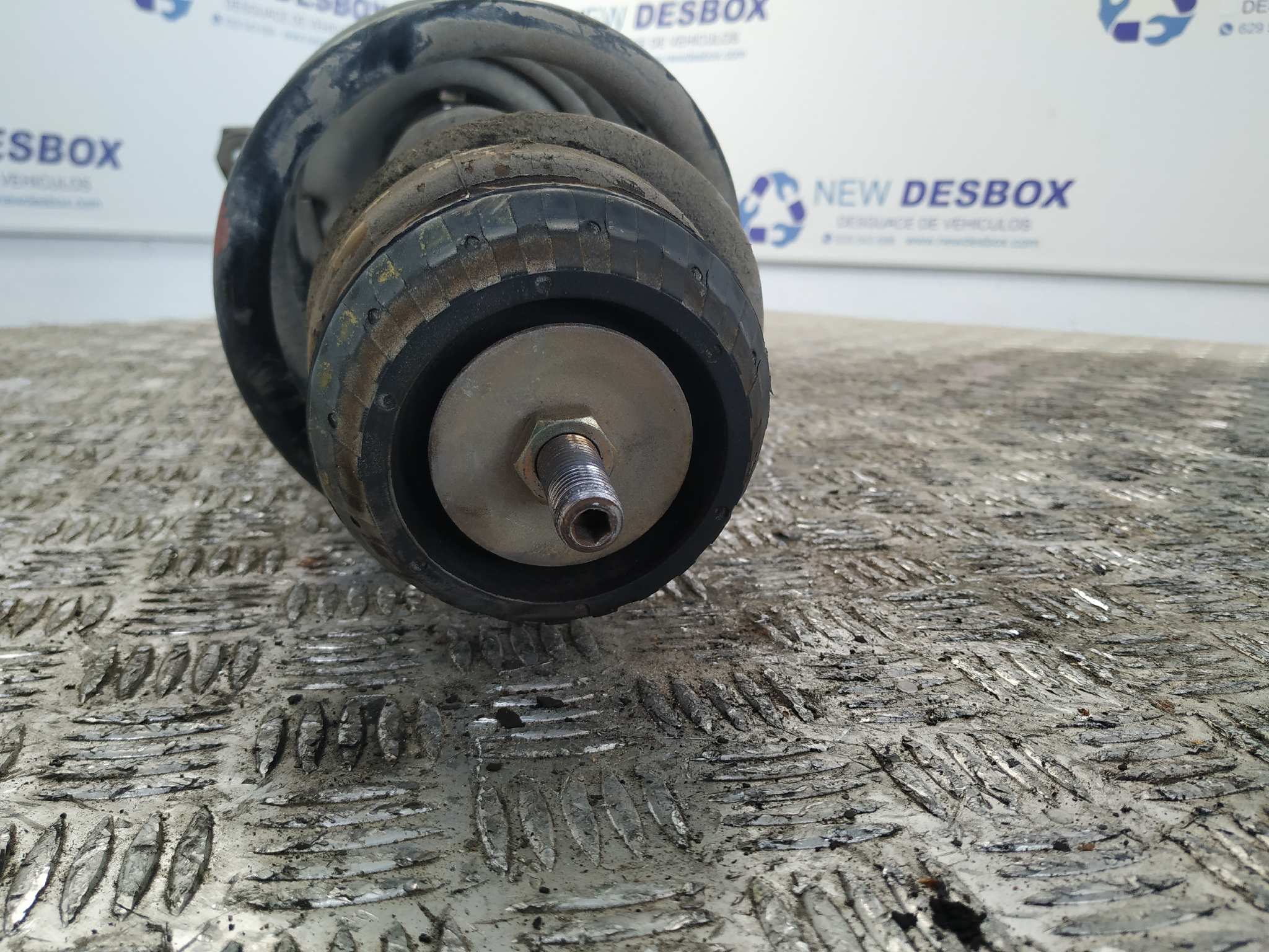 MANGUETA DELANTERA DERECHA MERCEDES-BENZ VITO (W638) CAJA CERRADA - vista 2