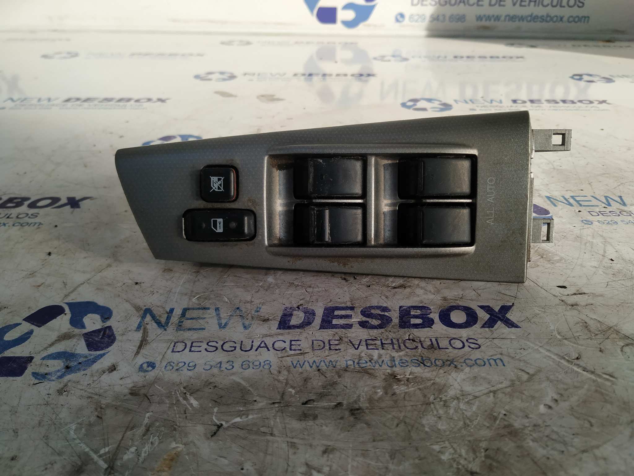 MANDO ELEVALUNAS DELANTERO IZQUIERDO TOYOTA COROLLA (E12)