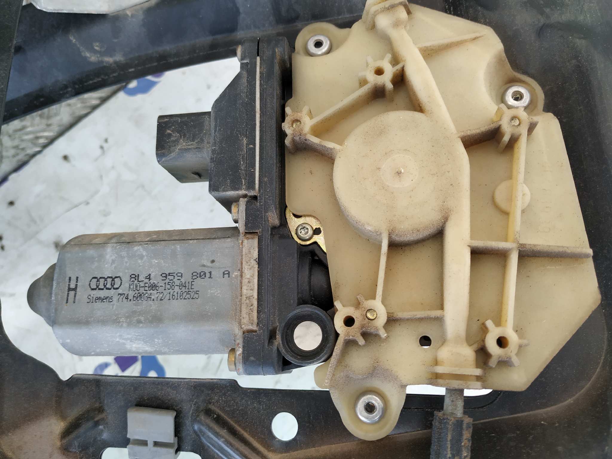 ELEVALUNAS TRASERO IZQUIERDO AUDI A3 (8L) - vista 4