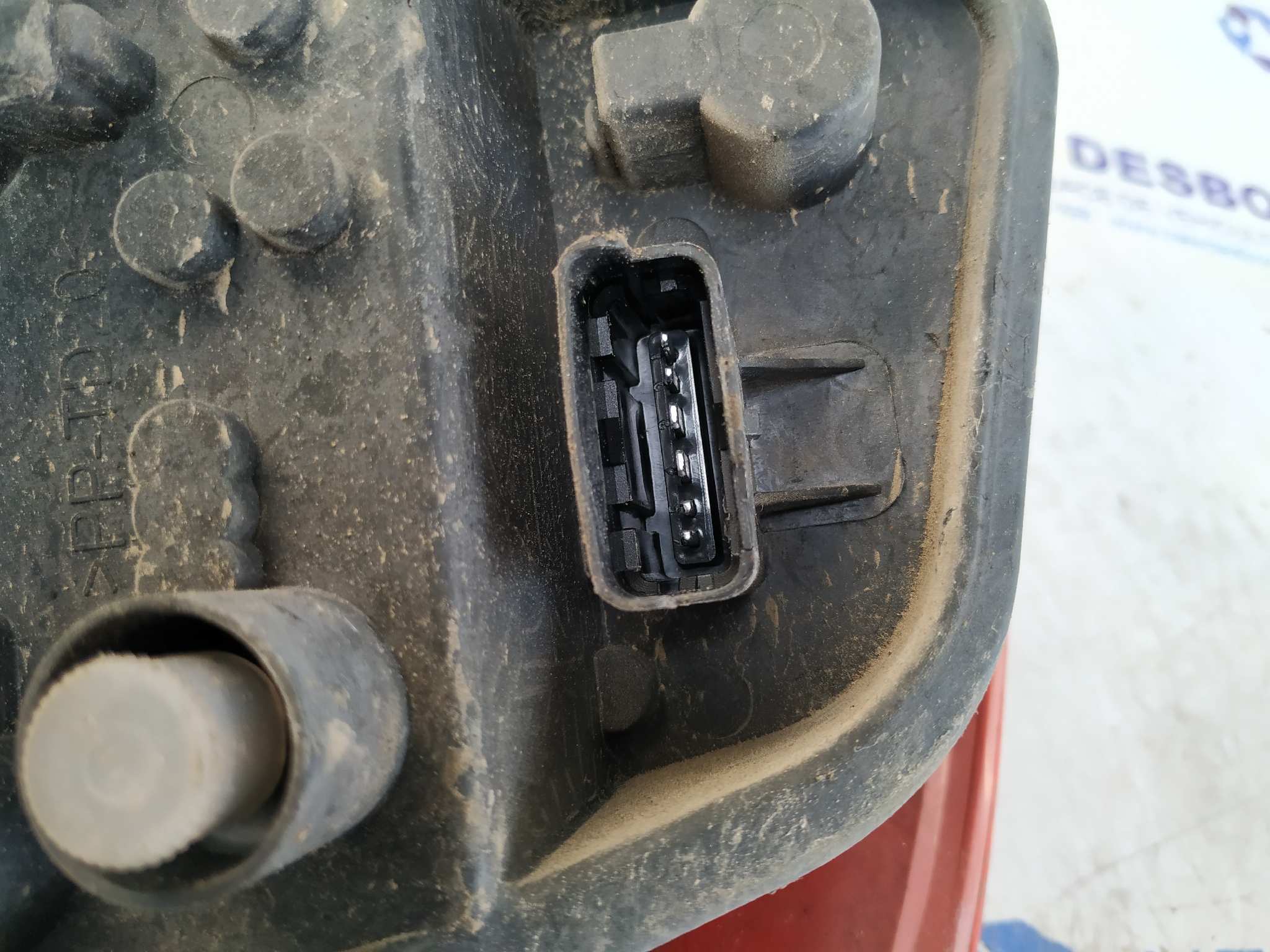 PILOTO TRASERO DERECHO RENAULT CLIO III - vista 2