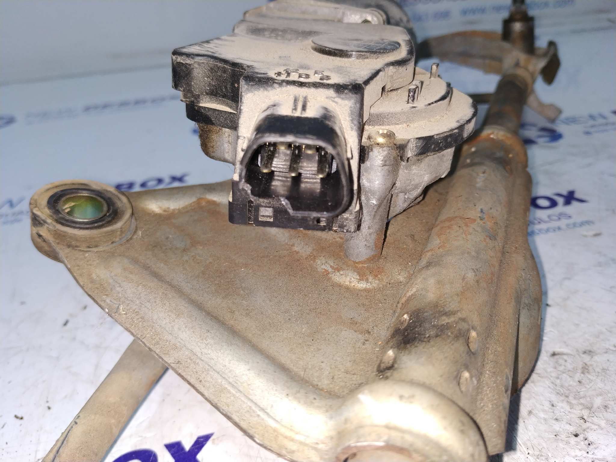 MOTOR LIMPIA DELANTERO TOYOTA RAV 4 (A2) - vista 5