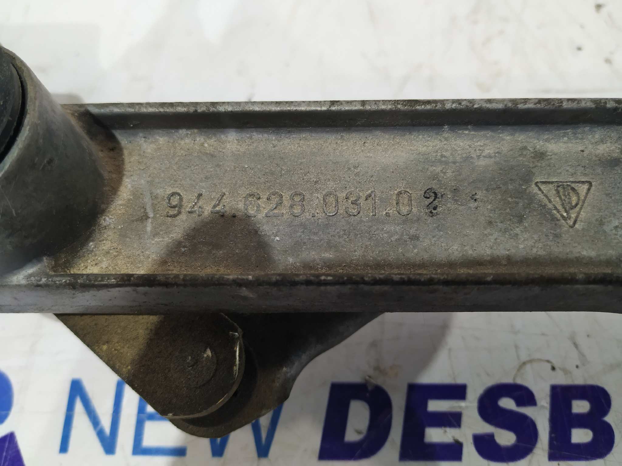 MOTOR LIMPIA DELANTERO PORSCHE 968 3.0 - vista 3