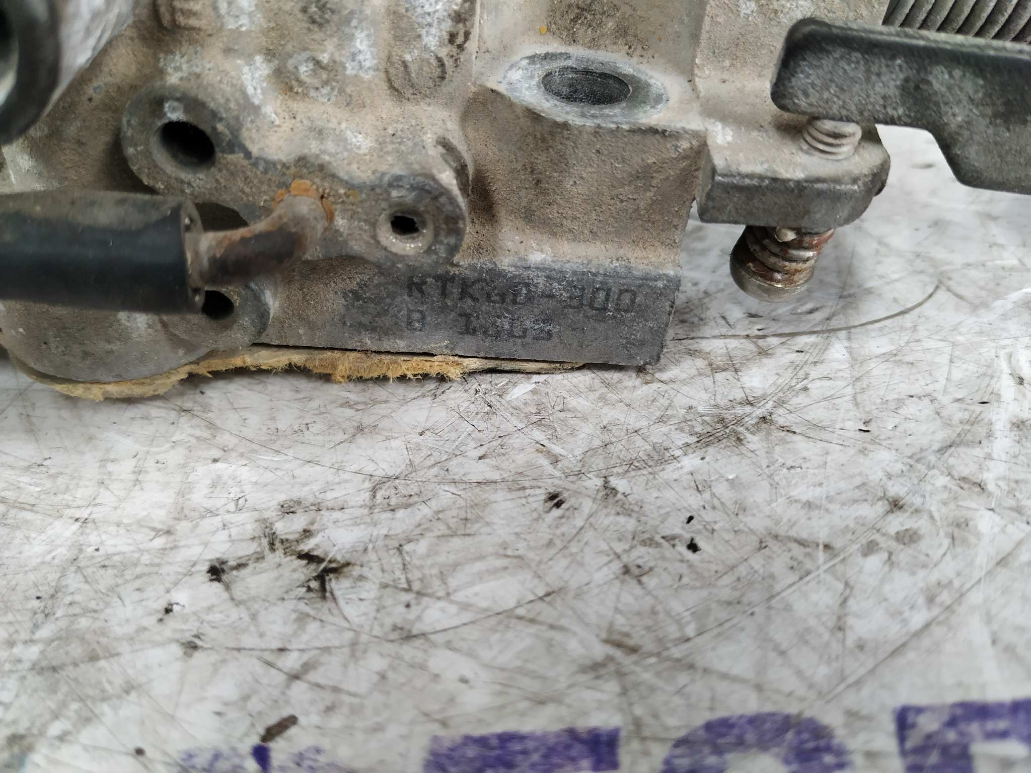 CAJA MARIPOSA SUBARU LEGACY BERL./FAMILIAR B10 (BC/BJF) - vista 6