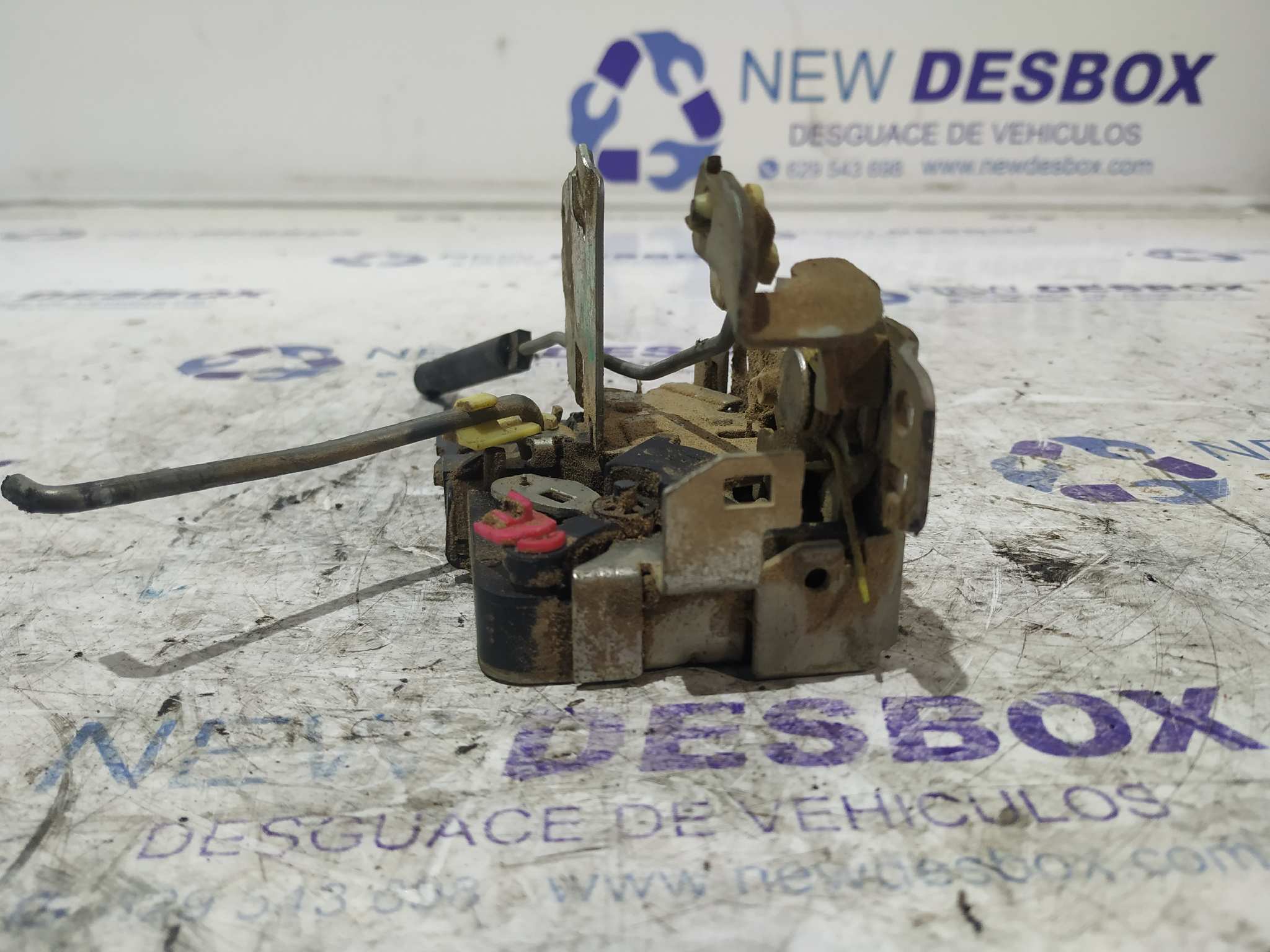 CERRADURA PUERTA DELANTERA IZQUIERDA AIXAM A721 - vista 2