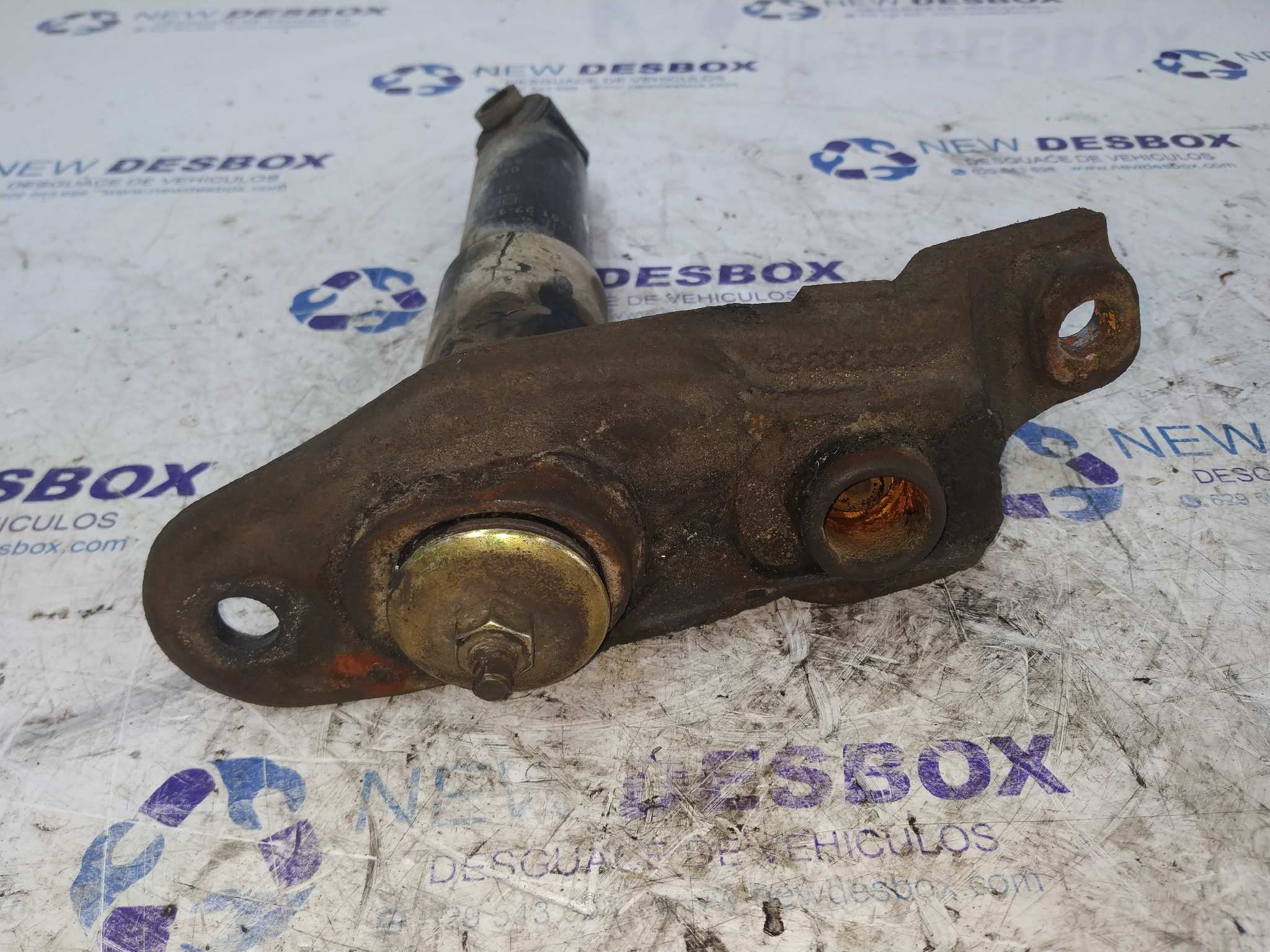 AMORTIGUADOR DELANTERO DERECHO VOLKSWAGEN T4 TRANSPORTER/FURGONETA (MOD. 1991) - vista 2