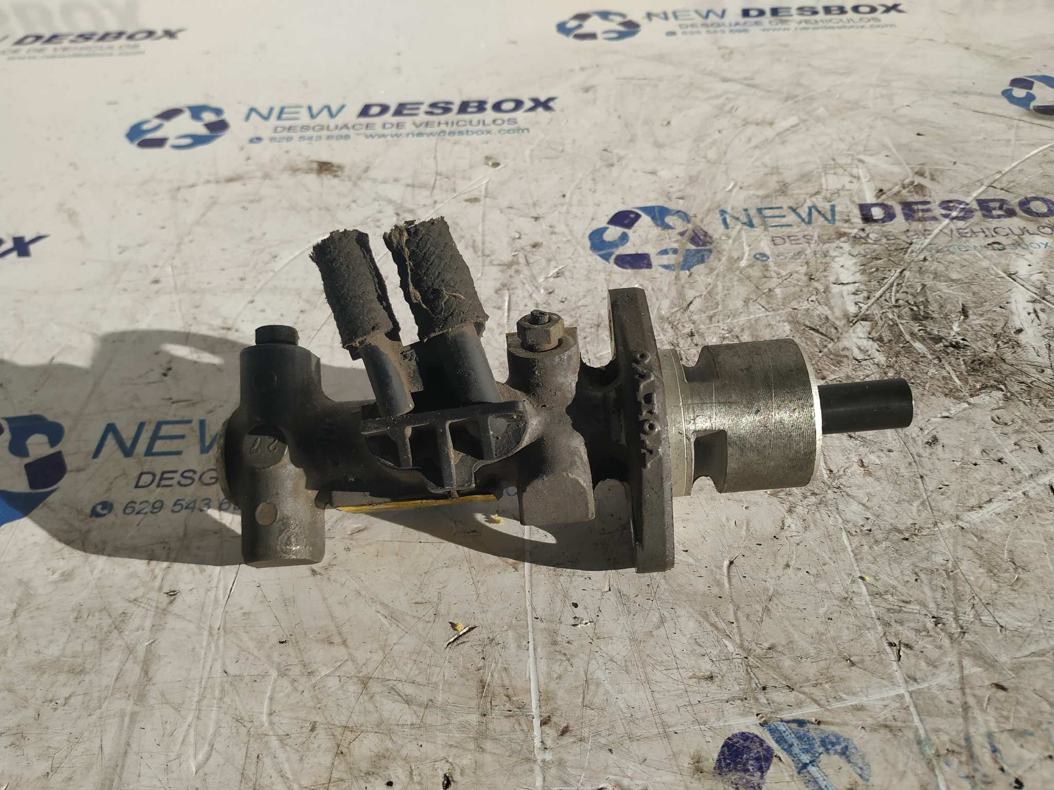 BOMBA FRENO VOLVO SERIE 460 - vista 4