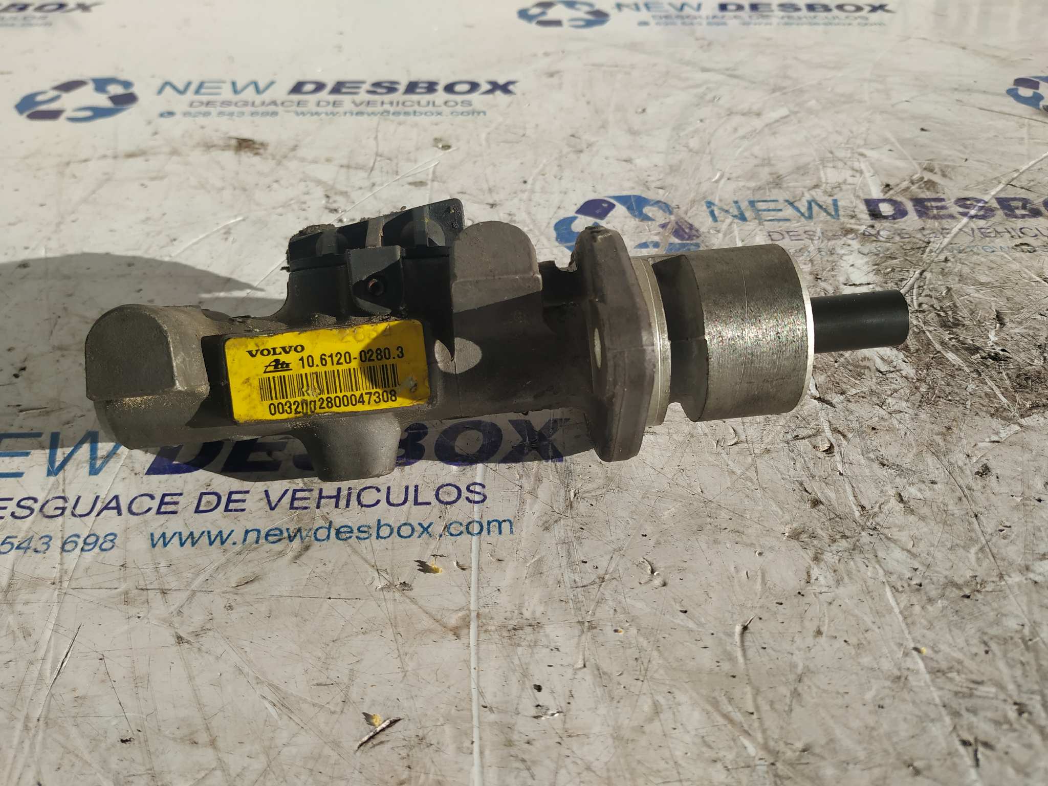 BOMBA FRENO VOLVO SERIE 460 - vista 2