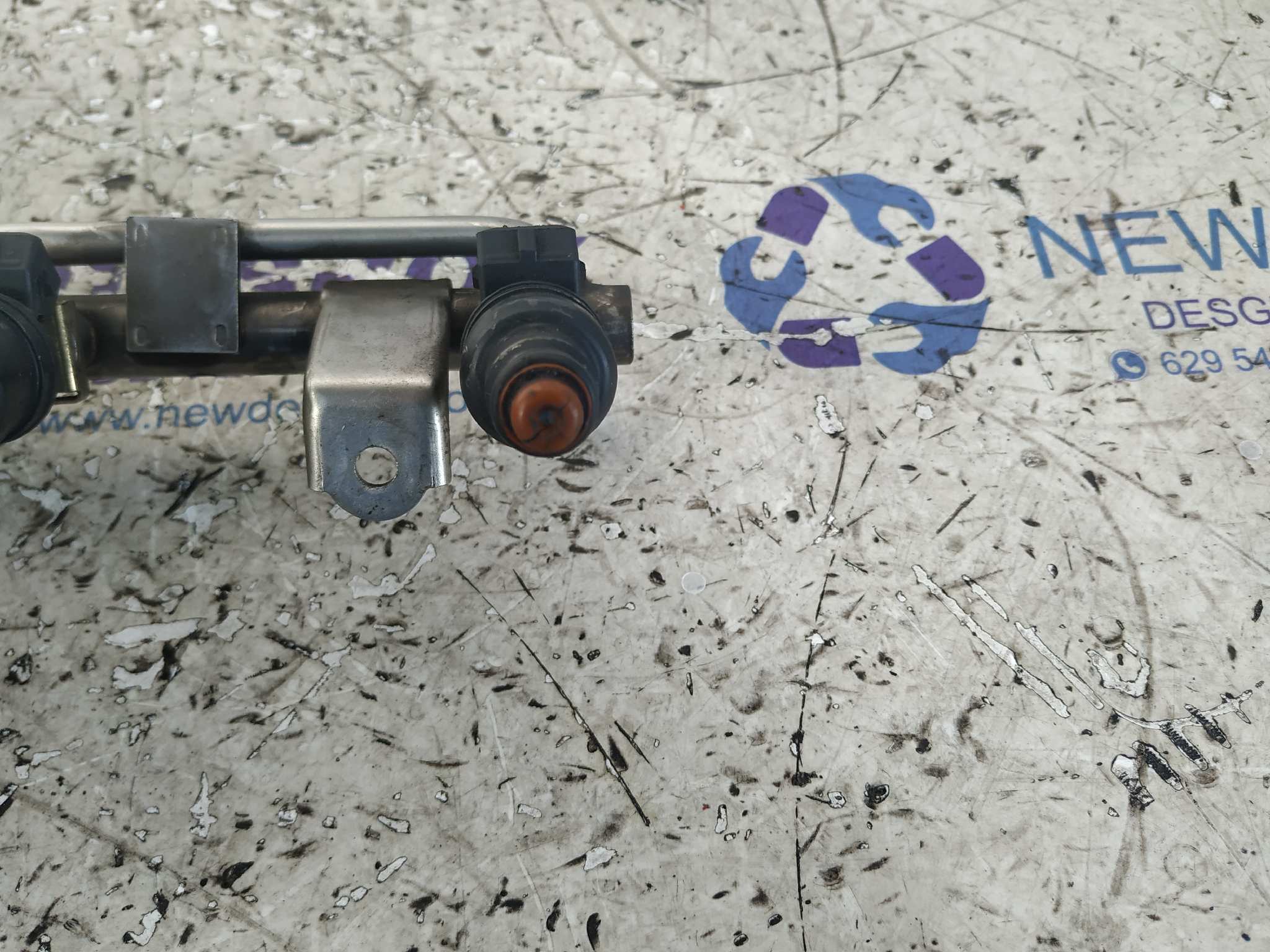 RAMPA INYECTORA AUDI A4 BERLINA (B5) - vista 4