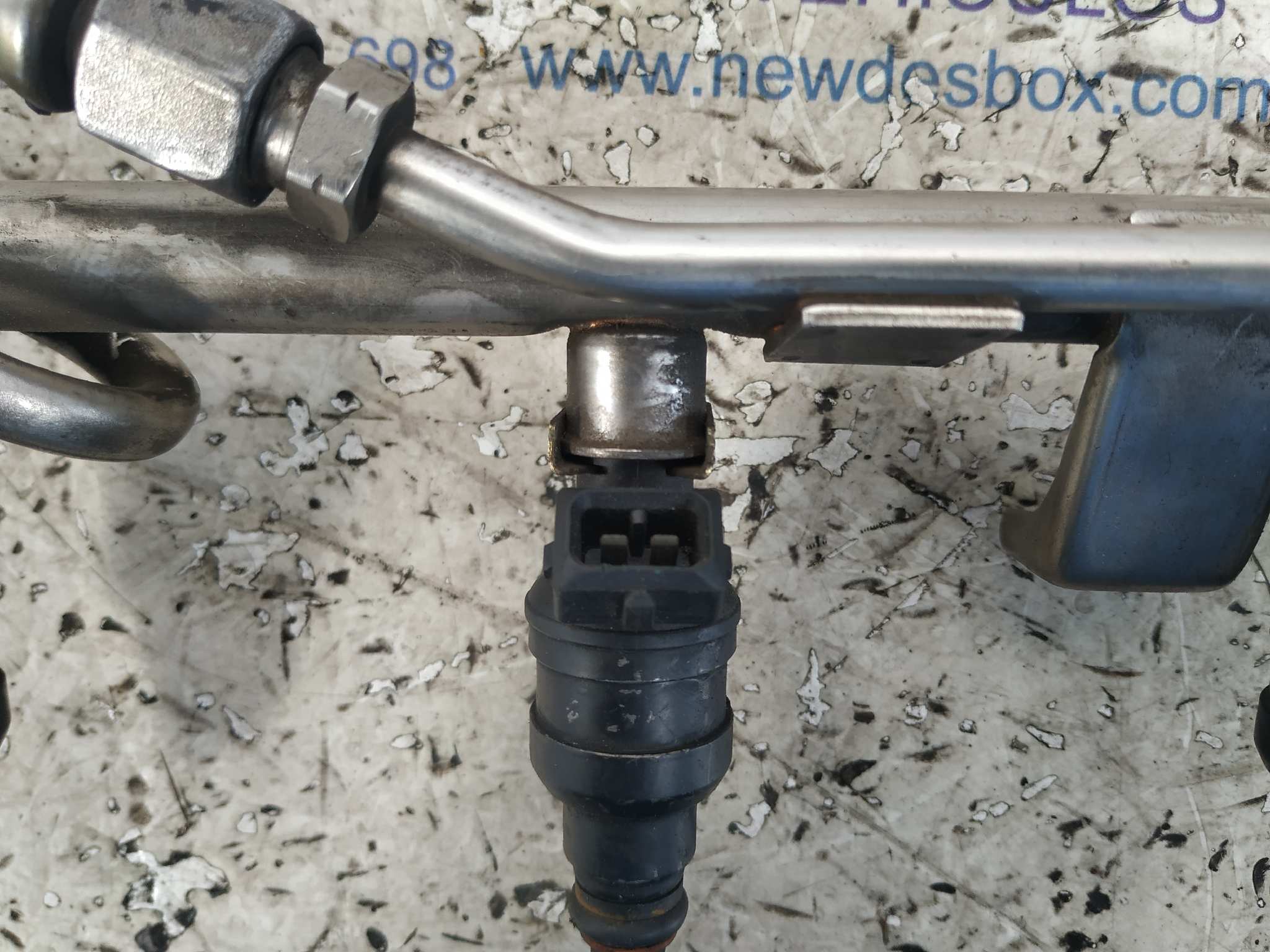 RAMPA INYECTORA AUDI A4 BERLINA (B5) - vista 3