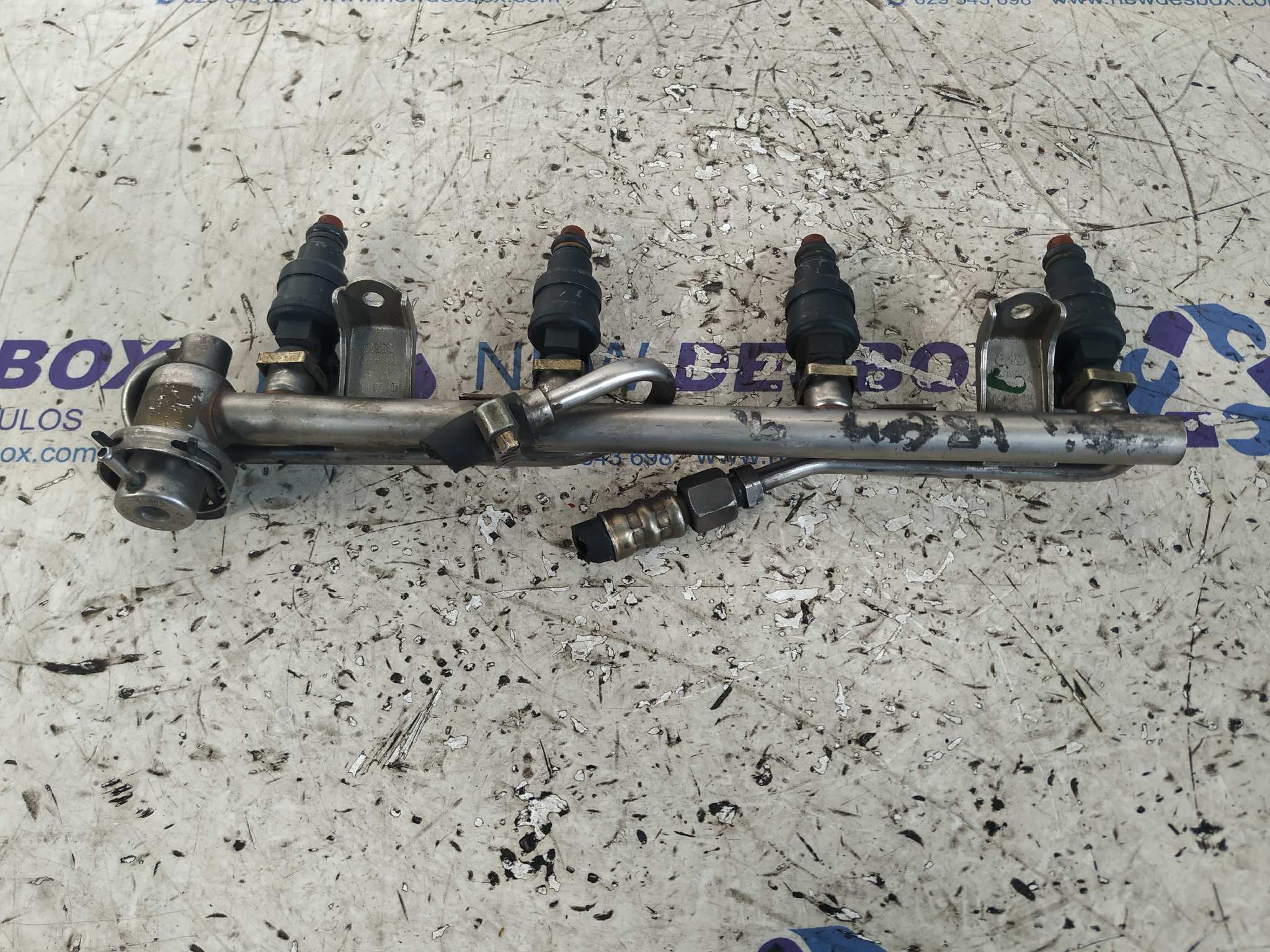 RAMPA INYECTORA AUDI A4 BERLINA (B5) - vista 2